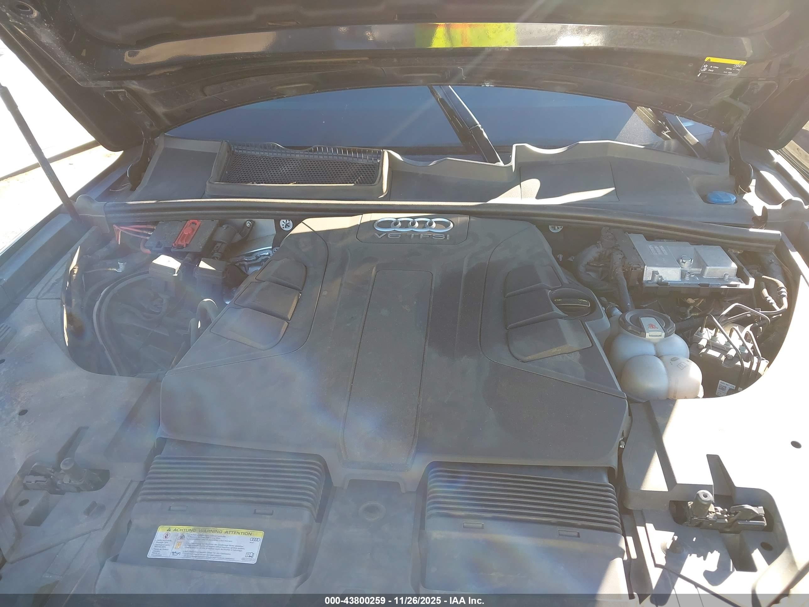 AUDI Q7 image 10