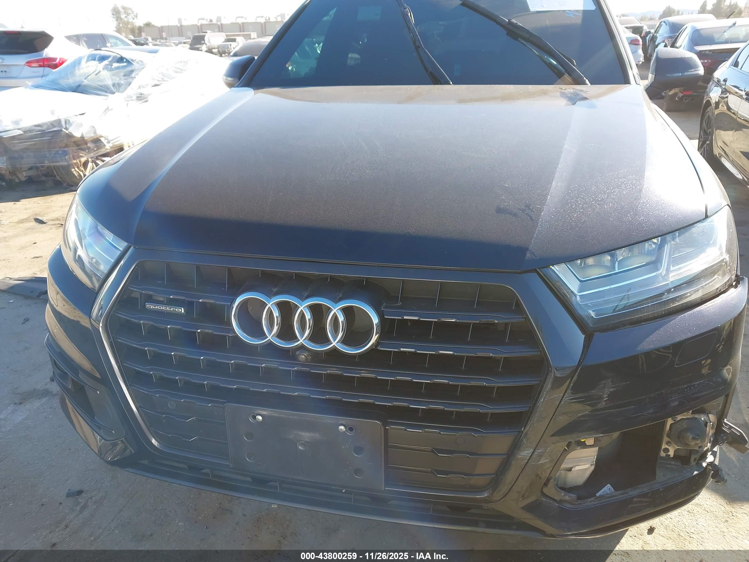 AUDI Q7 image 6