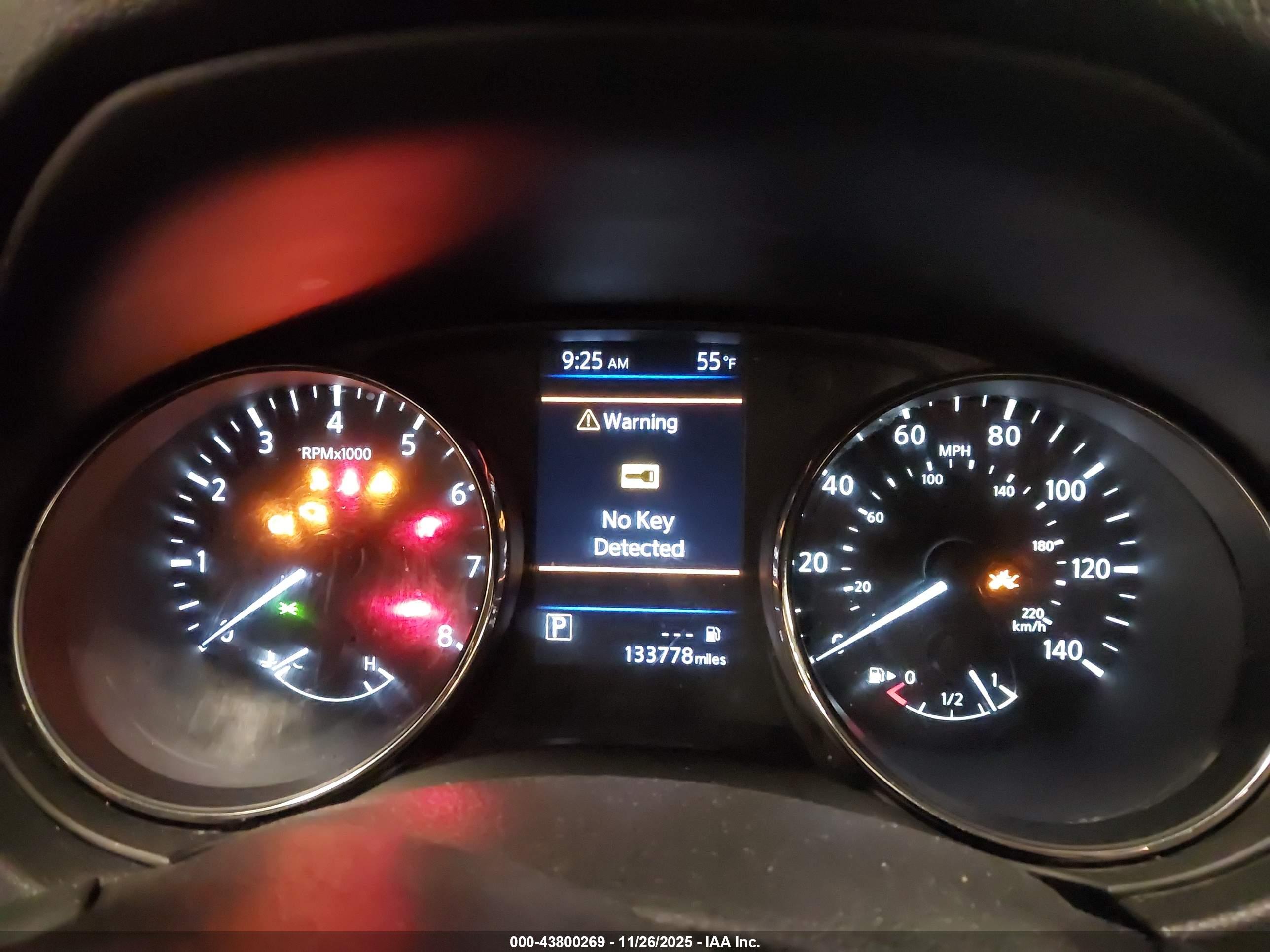 NISSAN ROGUE image 7