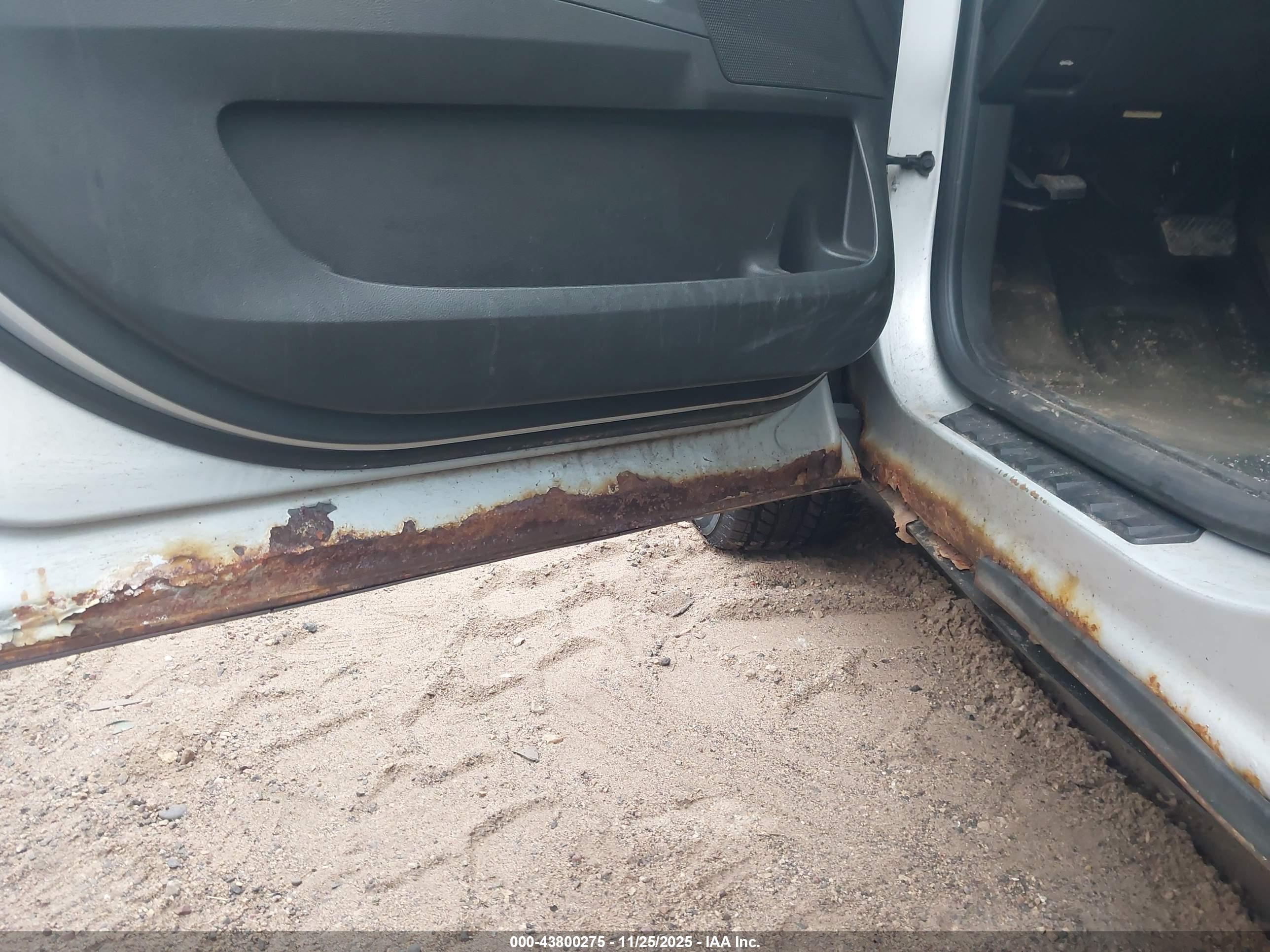 CHEVROLET EQUINOX image 6
