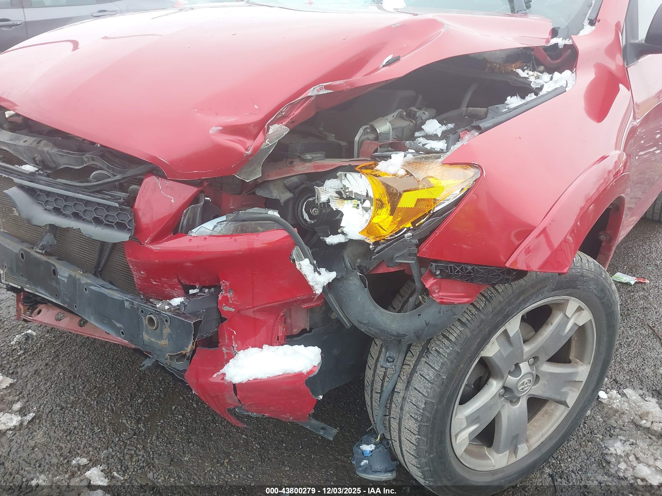 TOYOTA RAV4 image 6