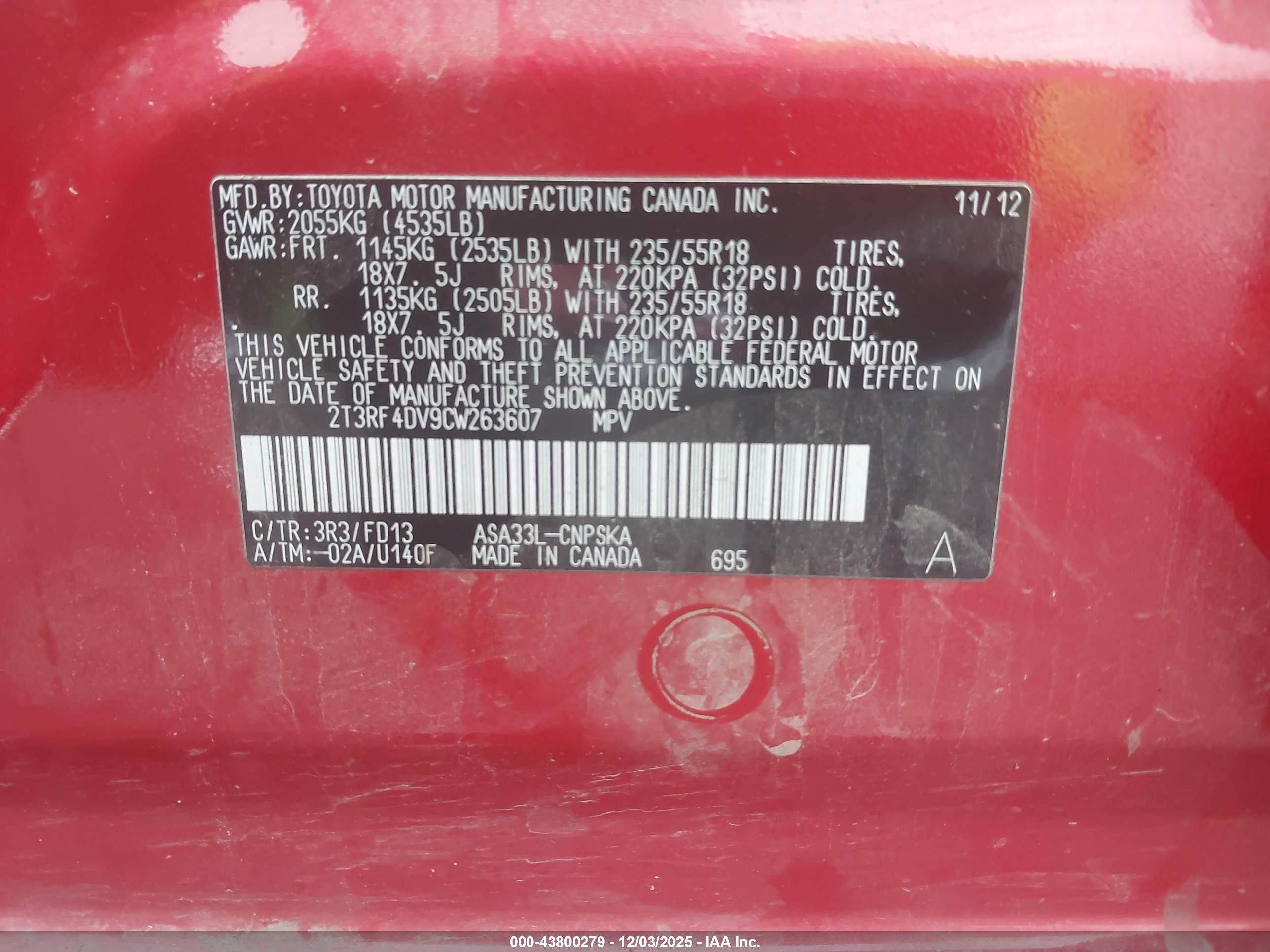 TOYOTA RAV4 image 9