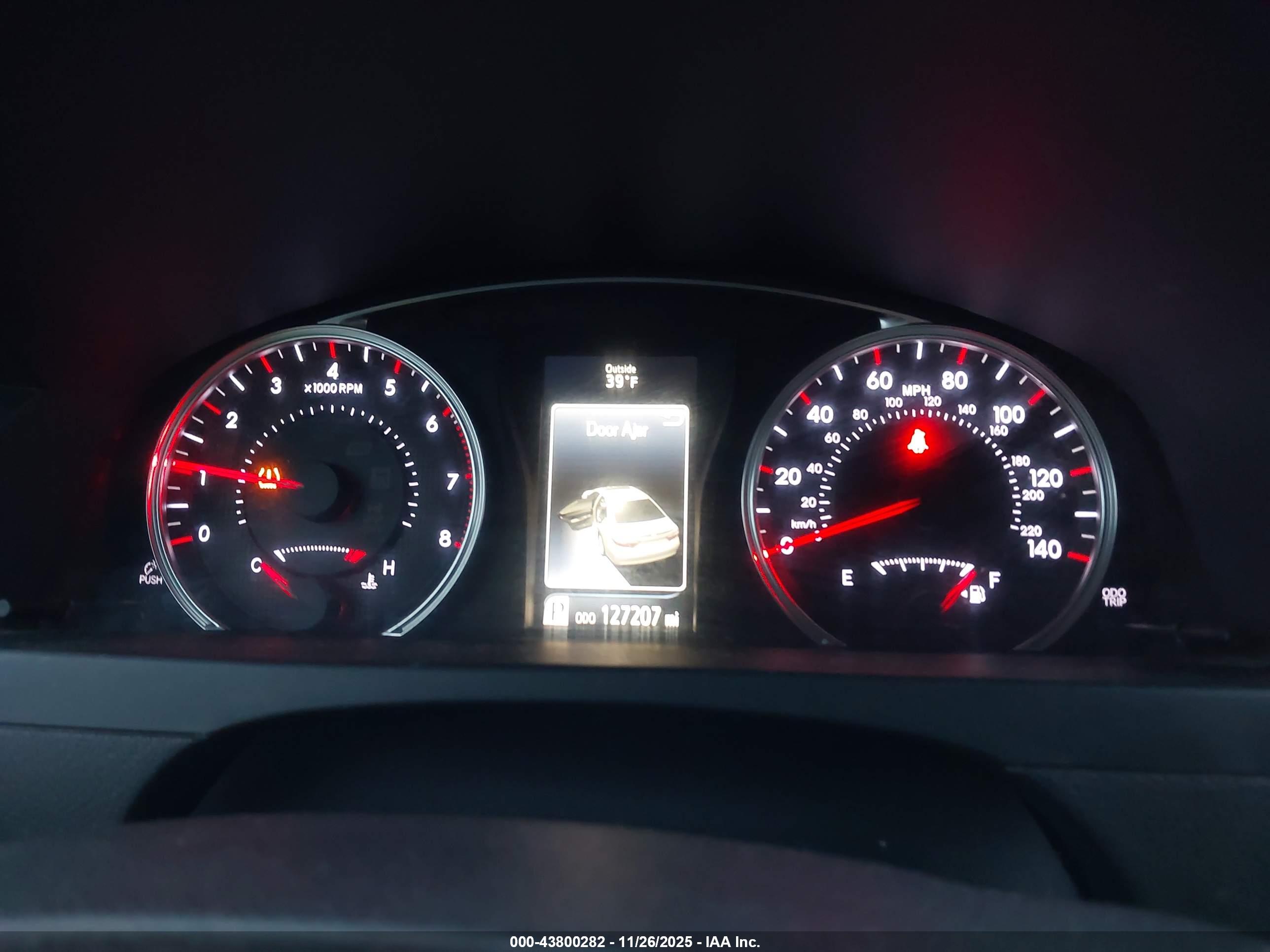 TOYOTA CAMRY image 7