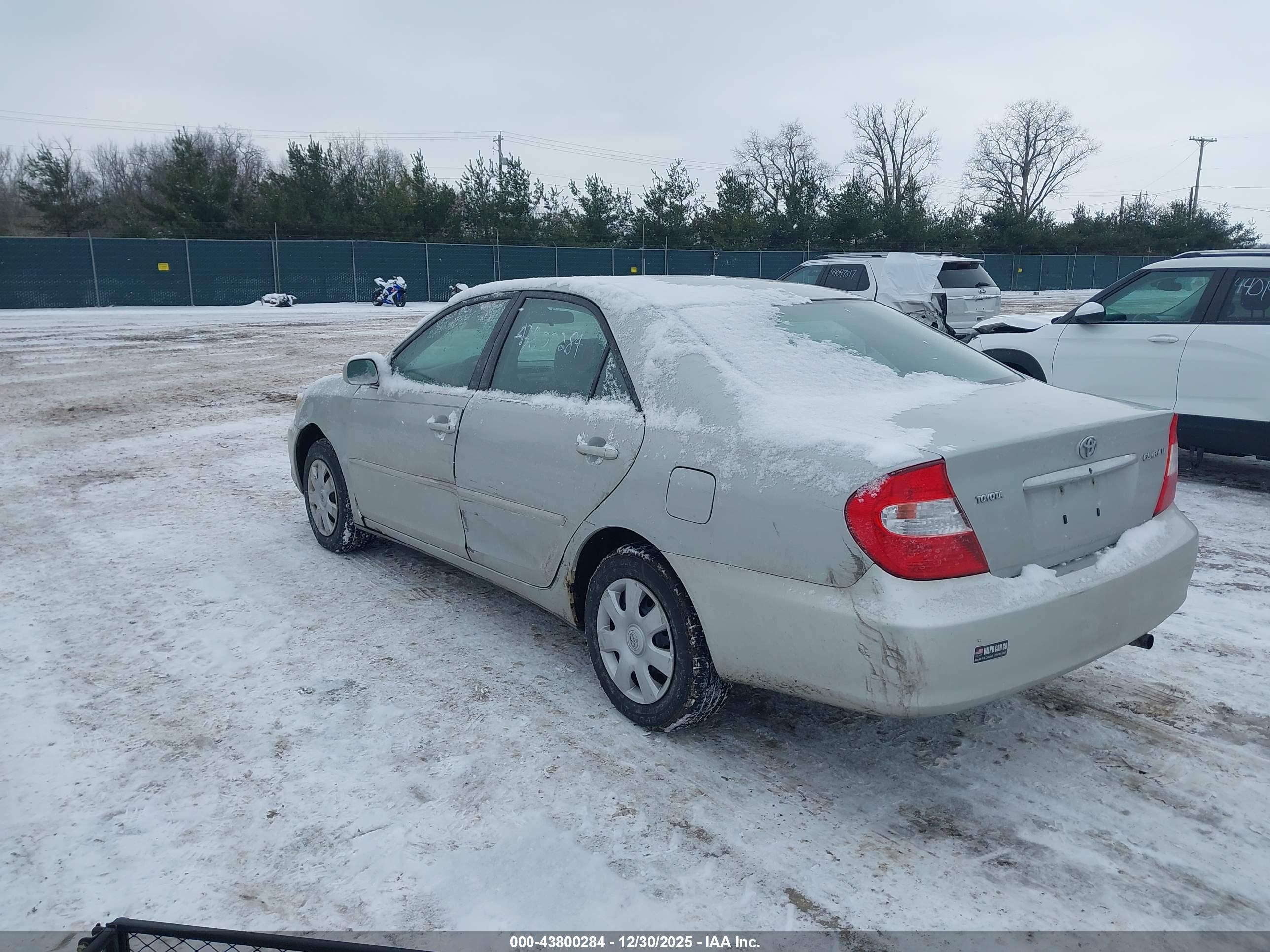 TOYOTA CAMRY image 3
