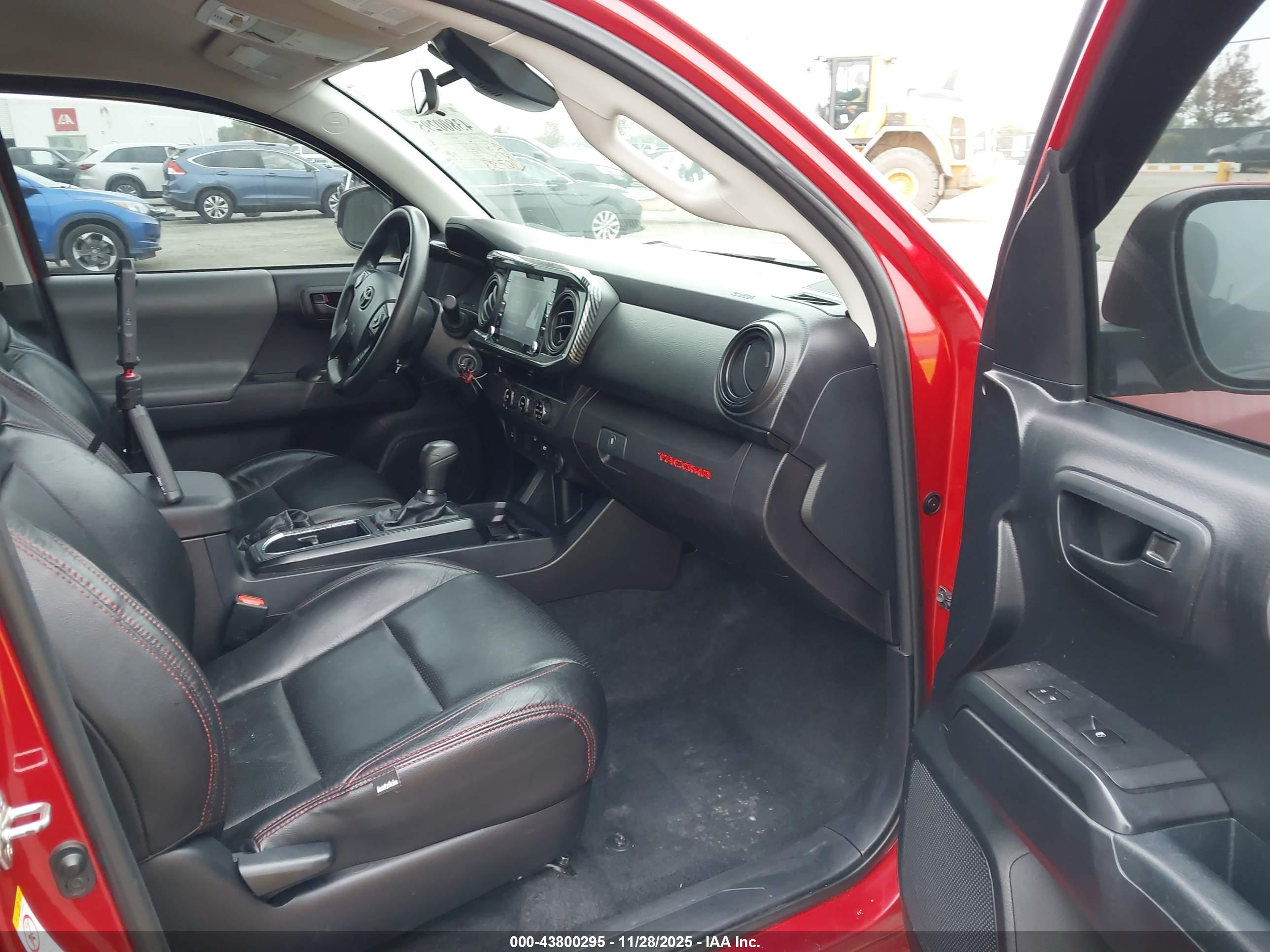 TOYOTA TACOMA image 5