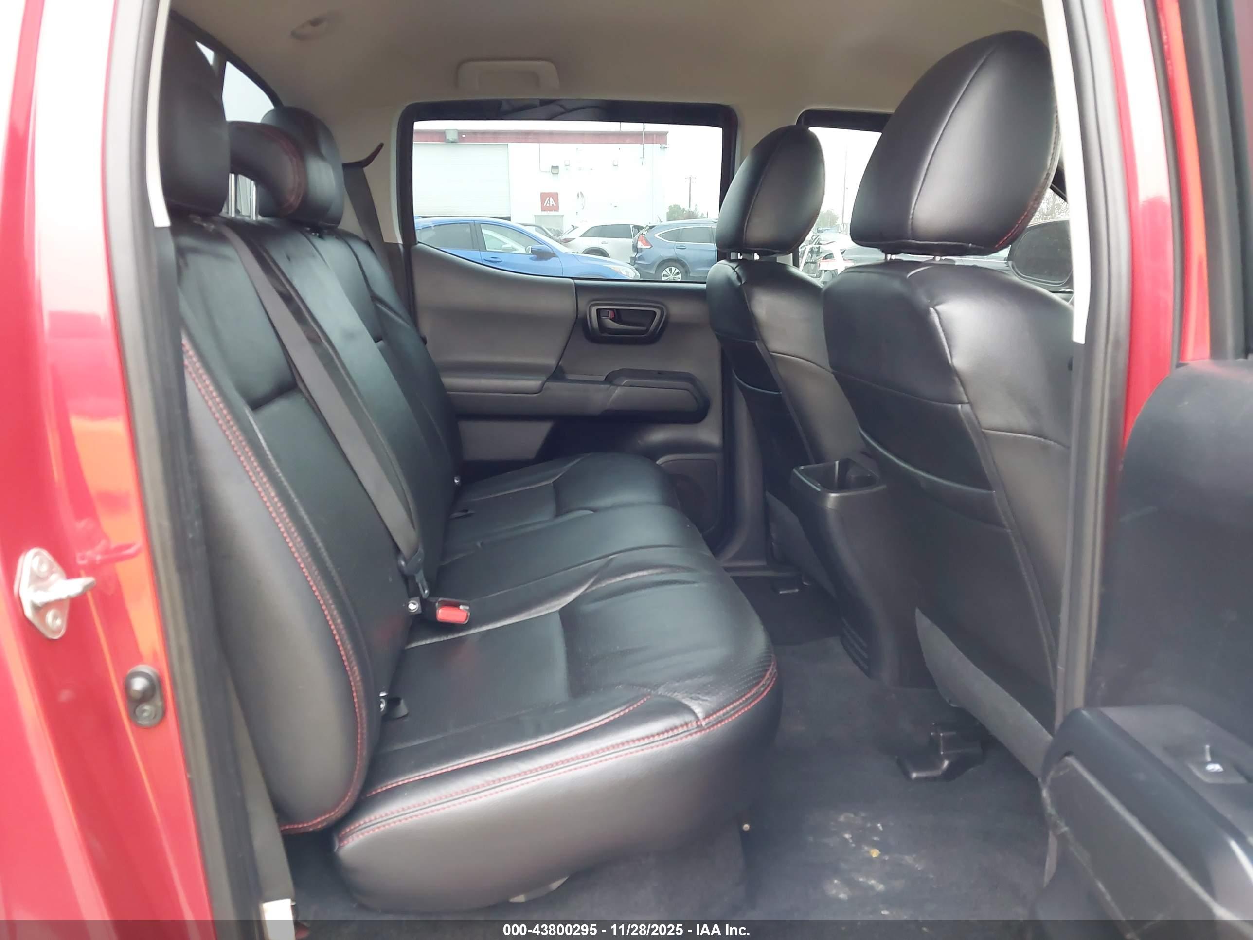 TOYOTA TACOMA image 8