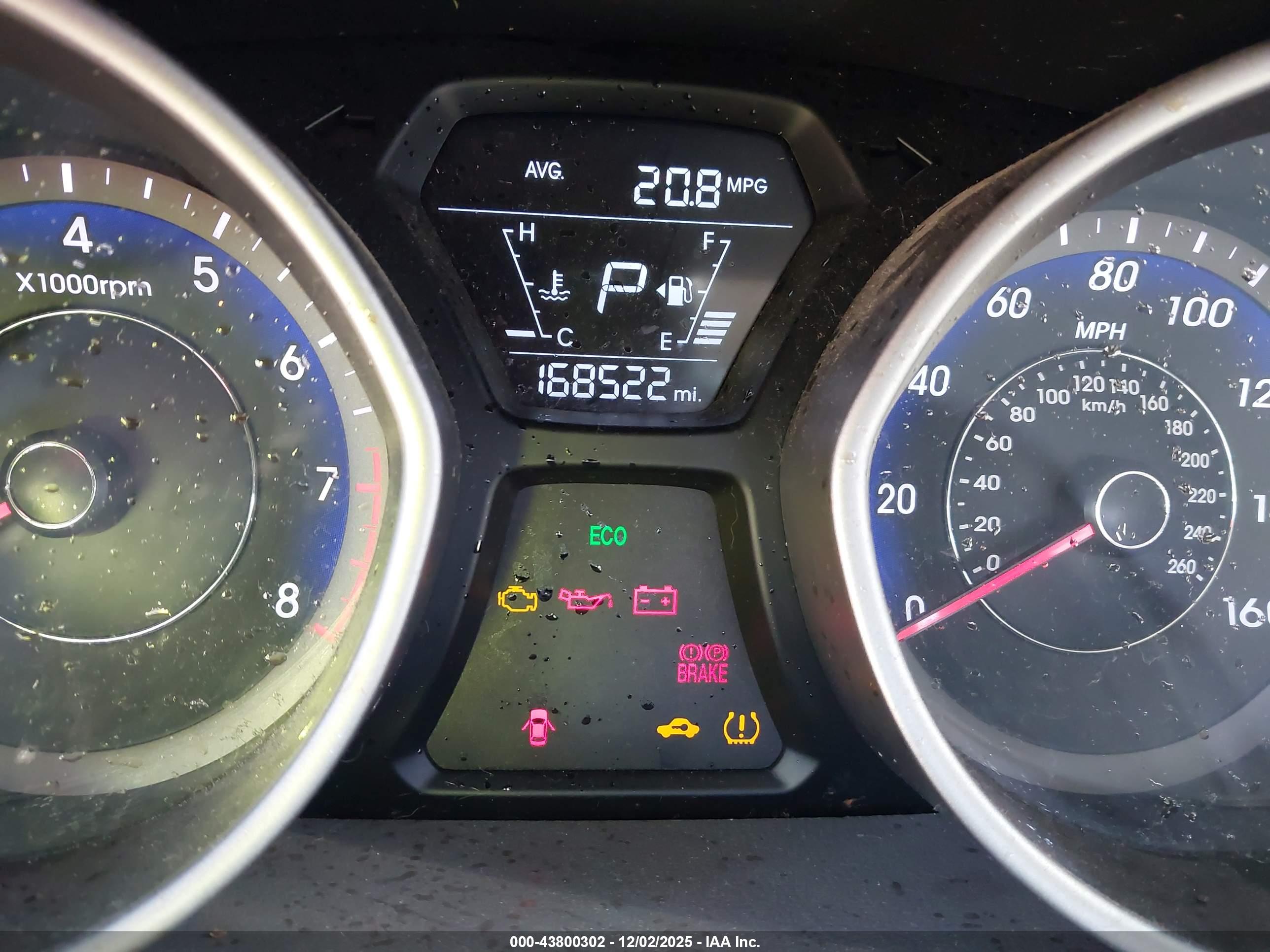 HYUNDAI ELANTRA image 7
