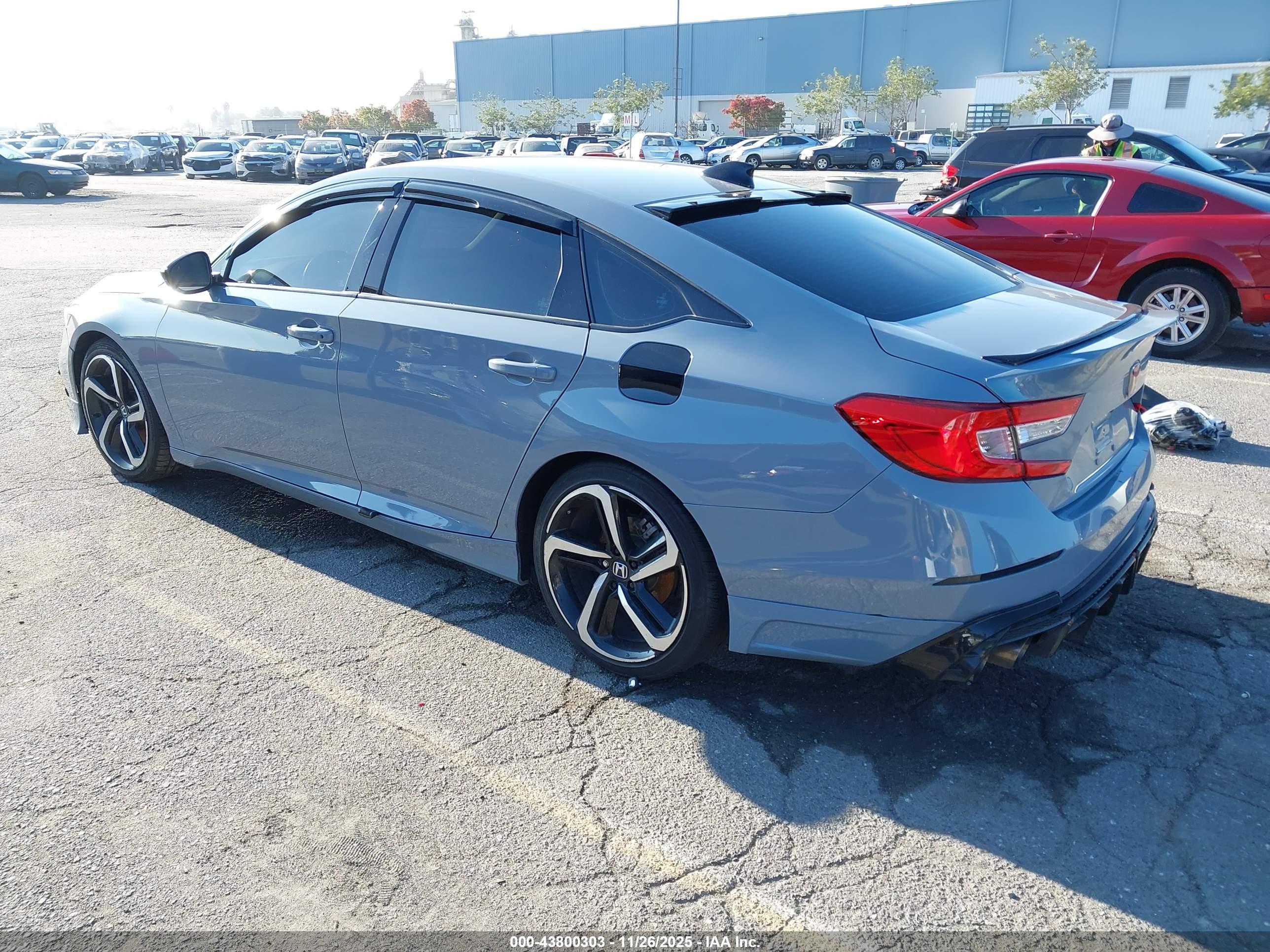 HONDA ACCORD image 3