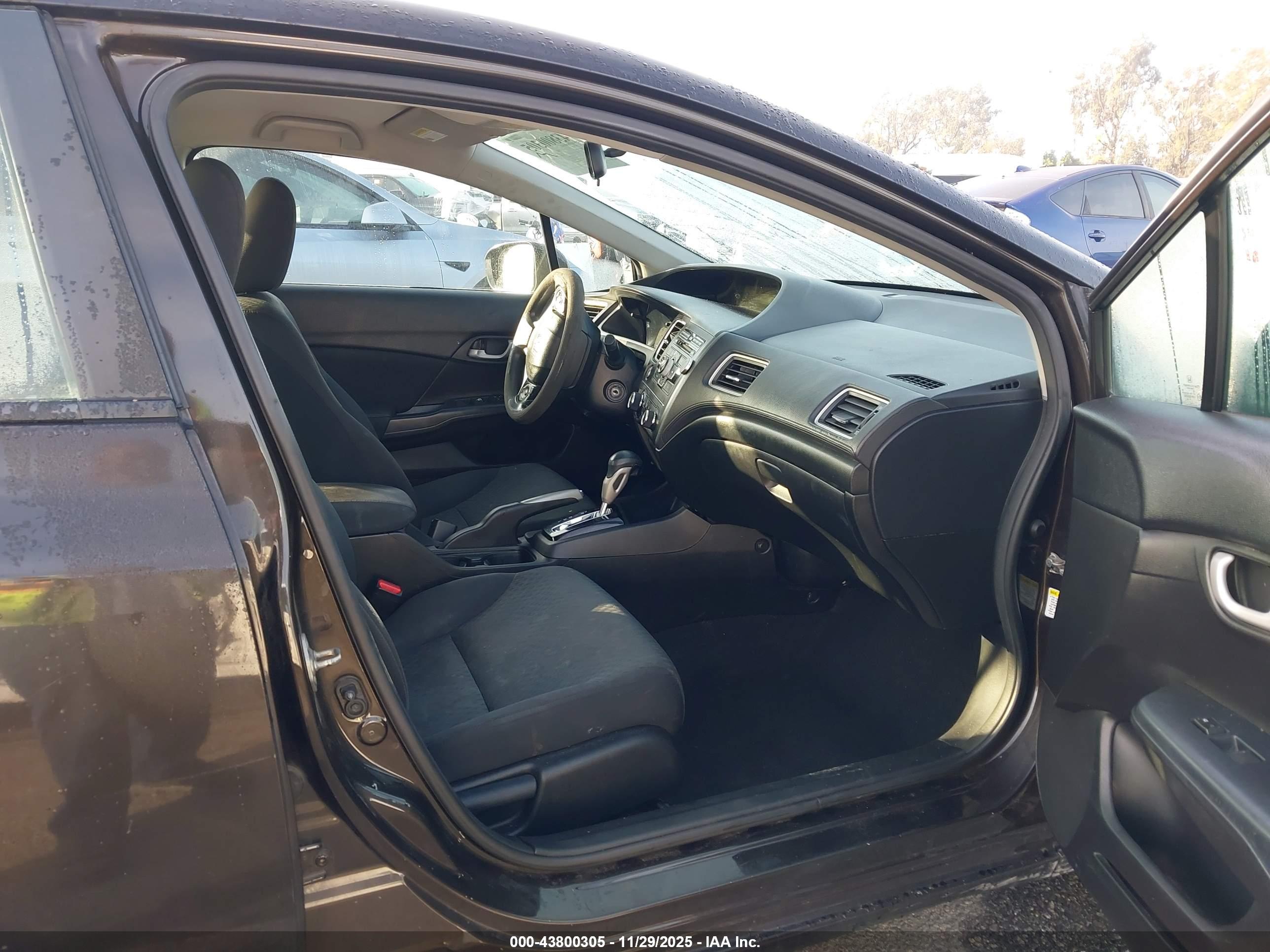 HONDA CIVIC image 5