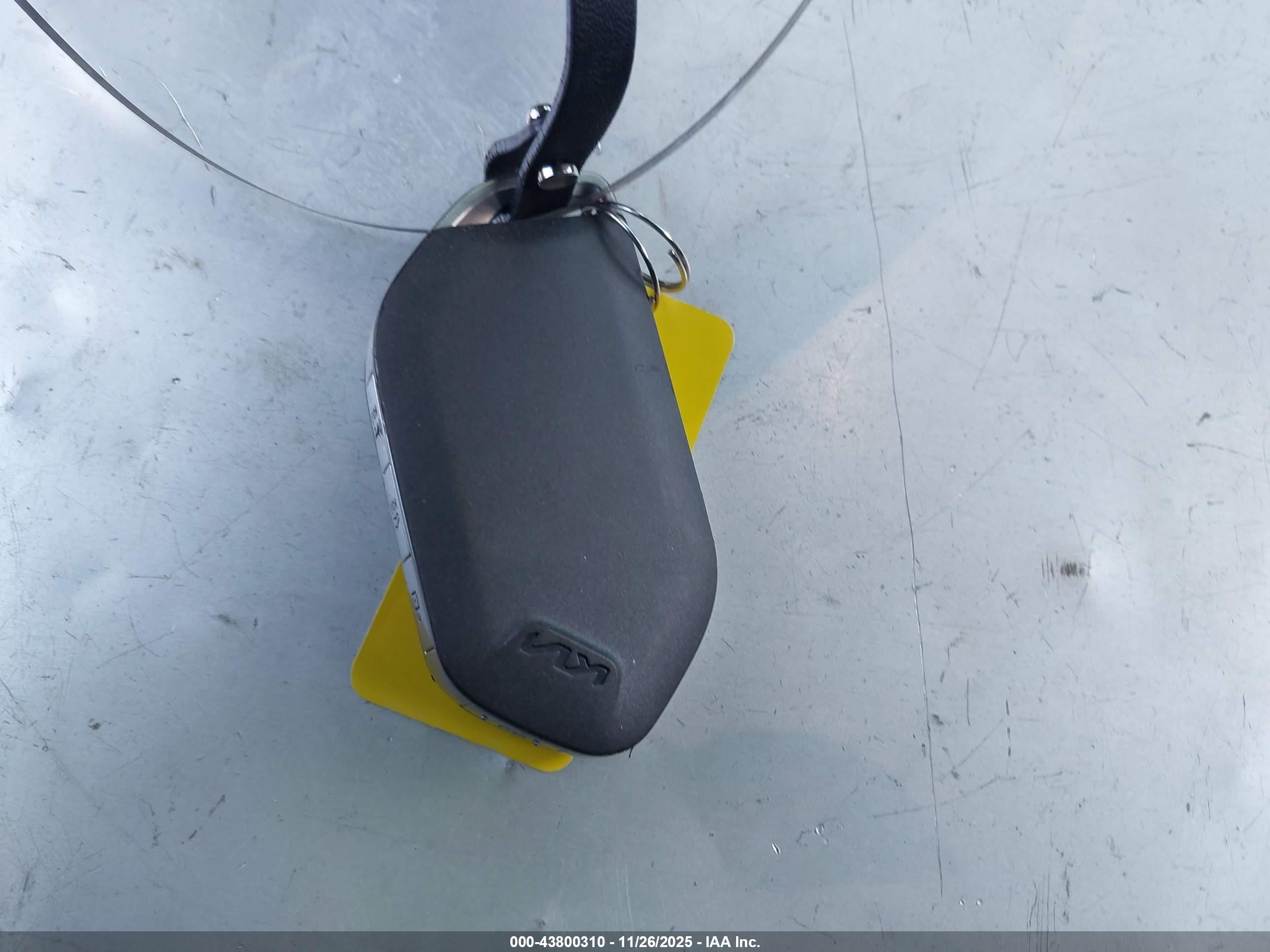 KIA K4 image 11