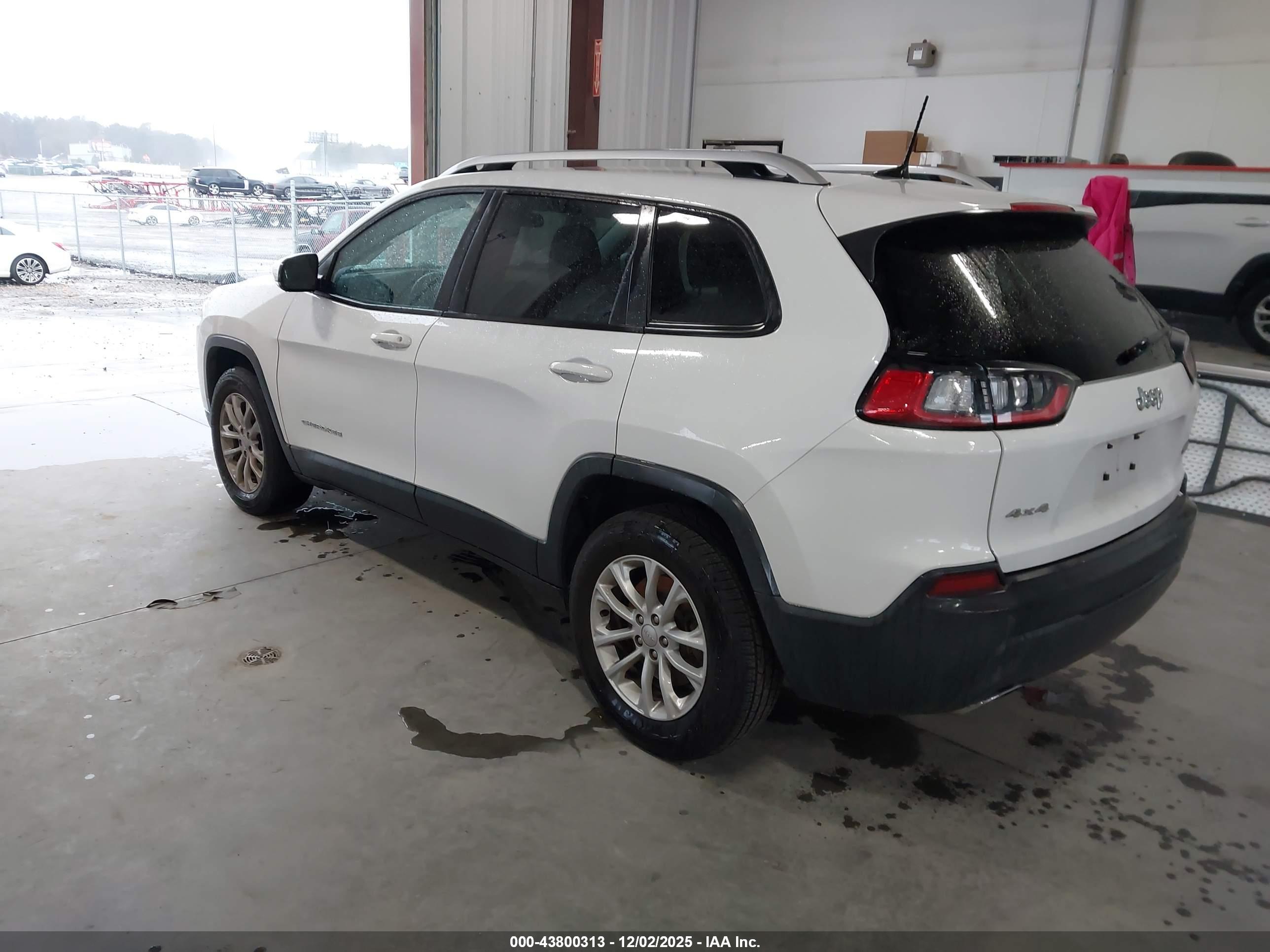 JEEP CHEROKEE image 3