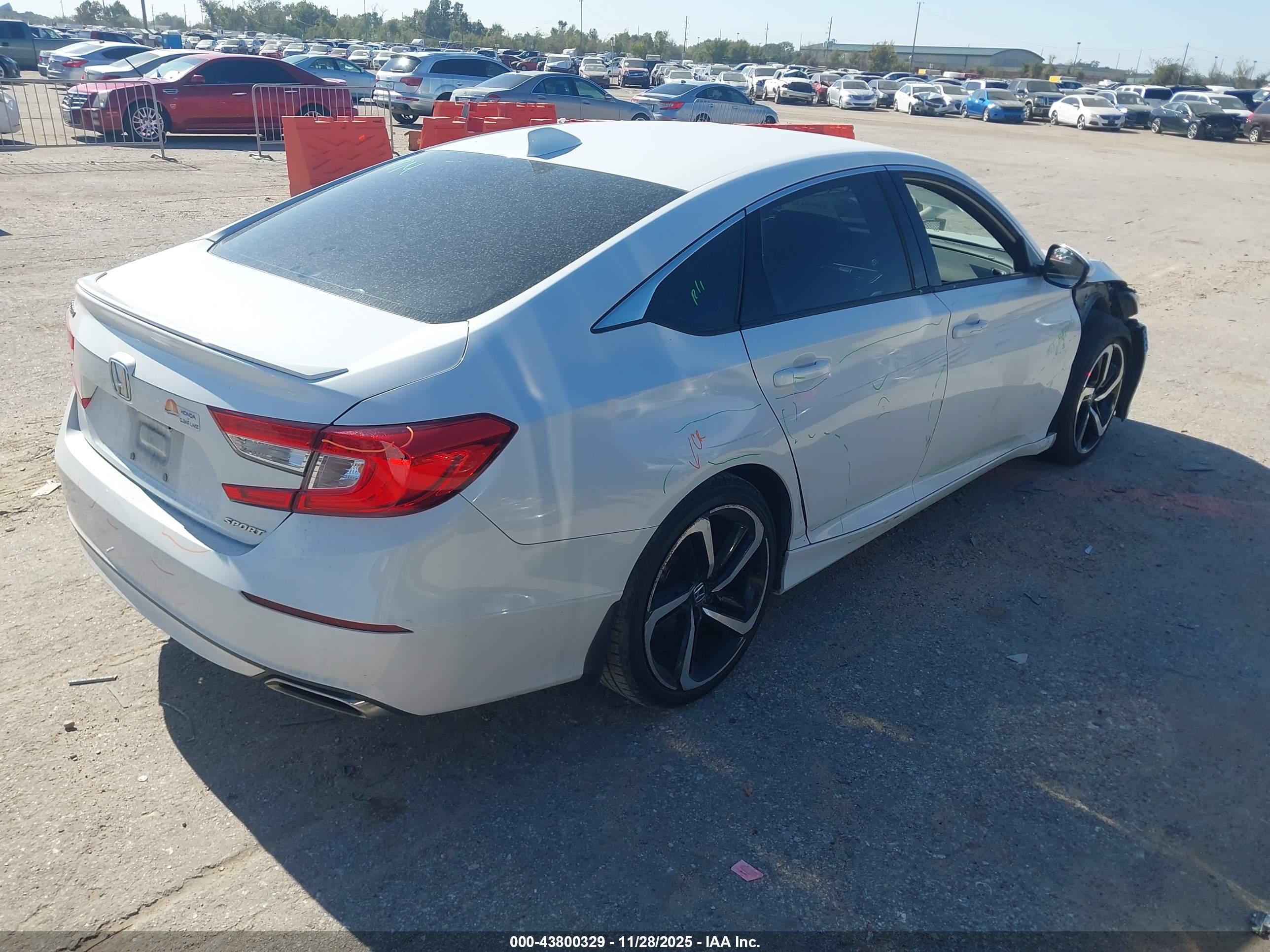 HONDA ACCORD image 4
