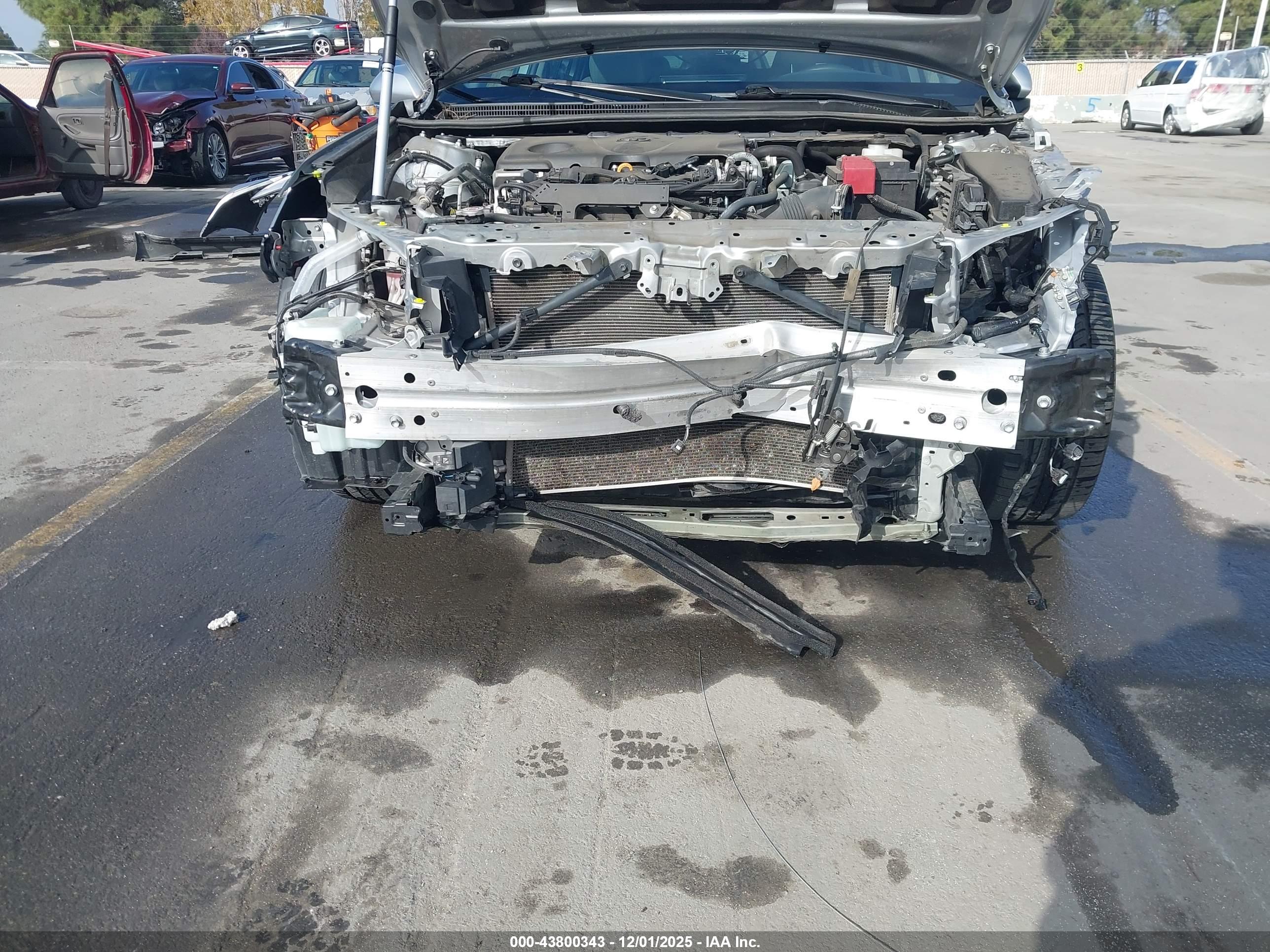 TOYOTA CAMRY image 6