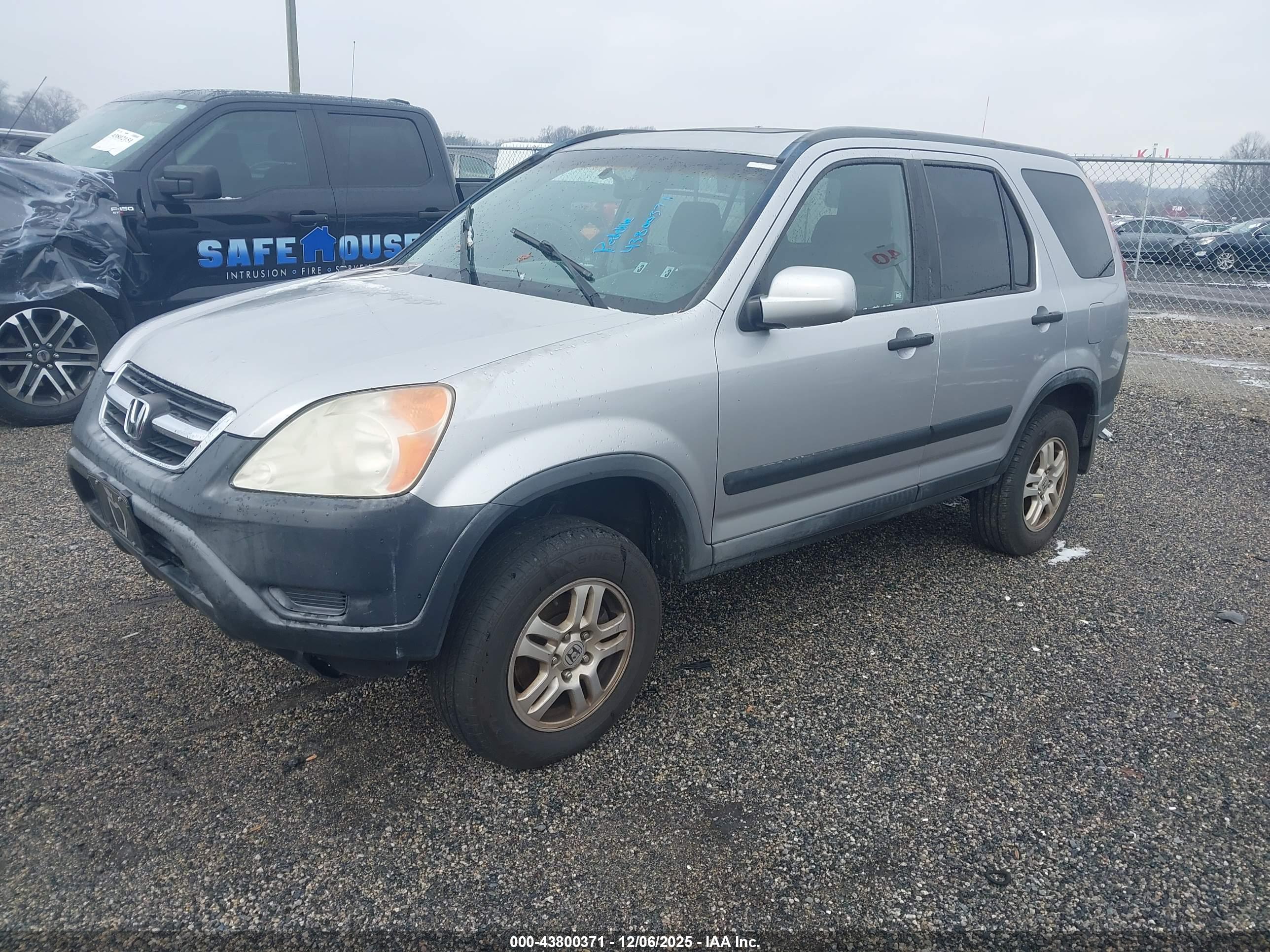 HONDA CR-V image 2