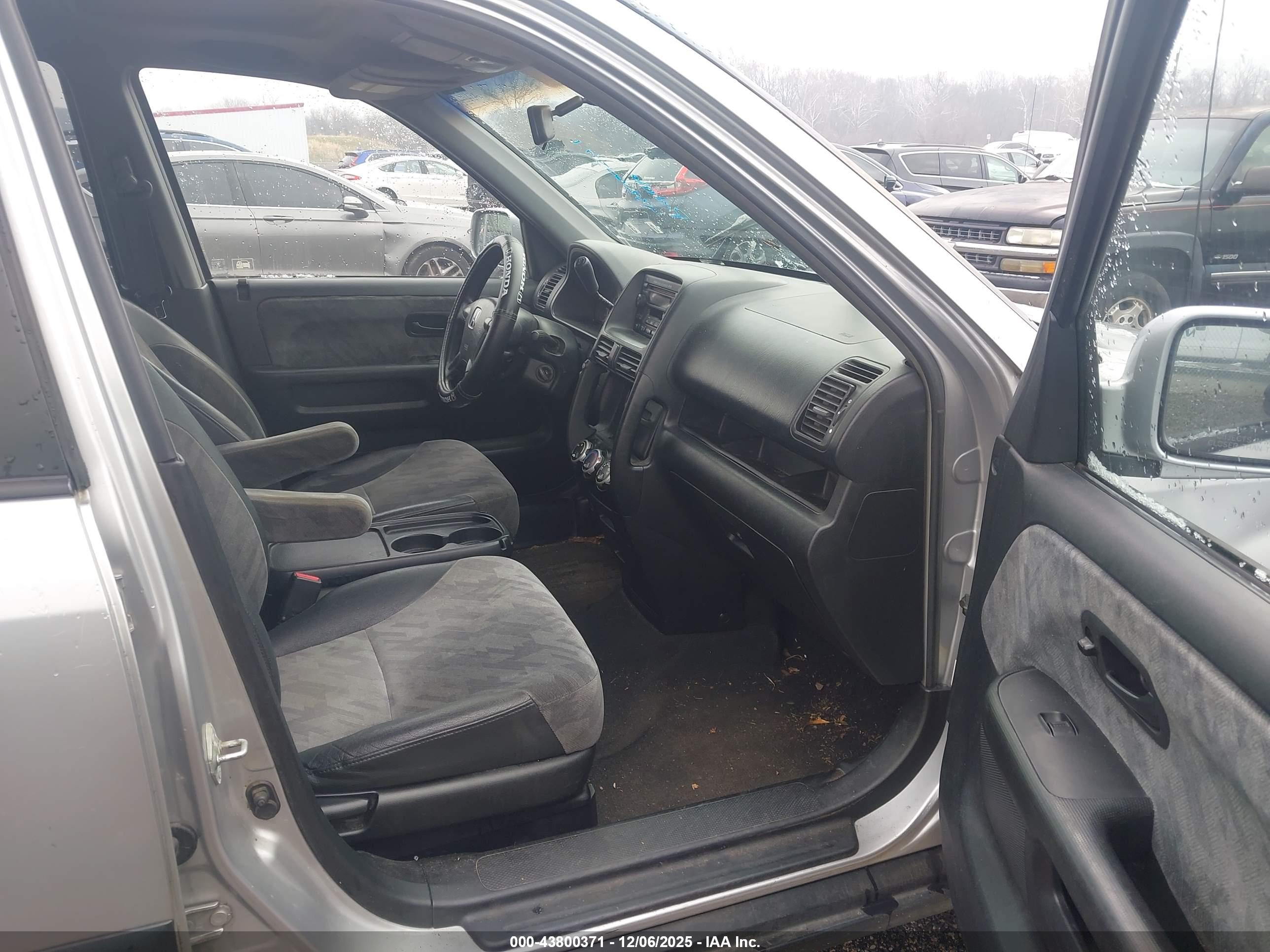 HONDA CR-V image 5