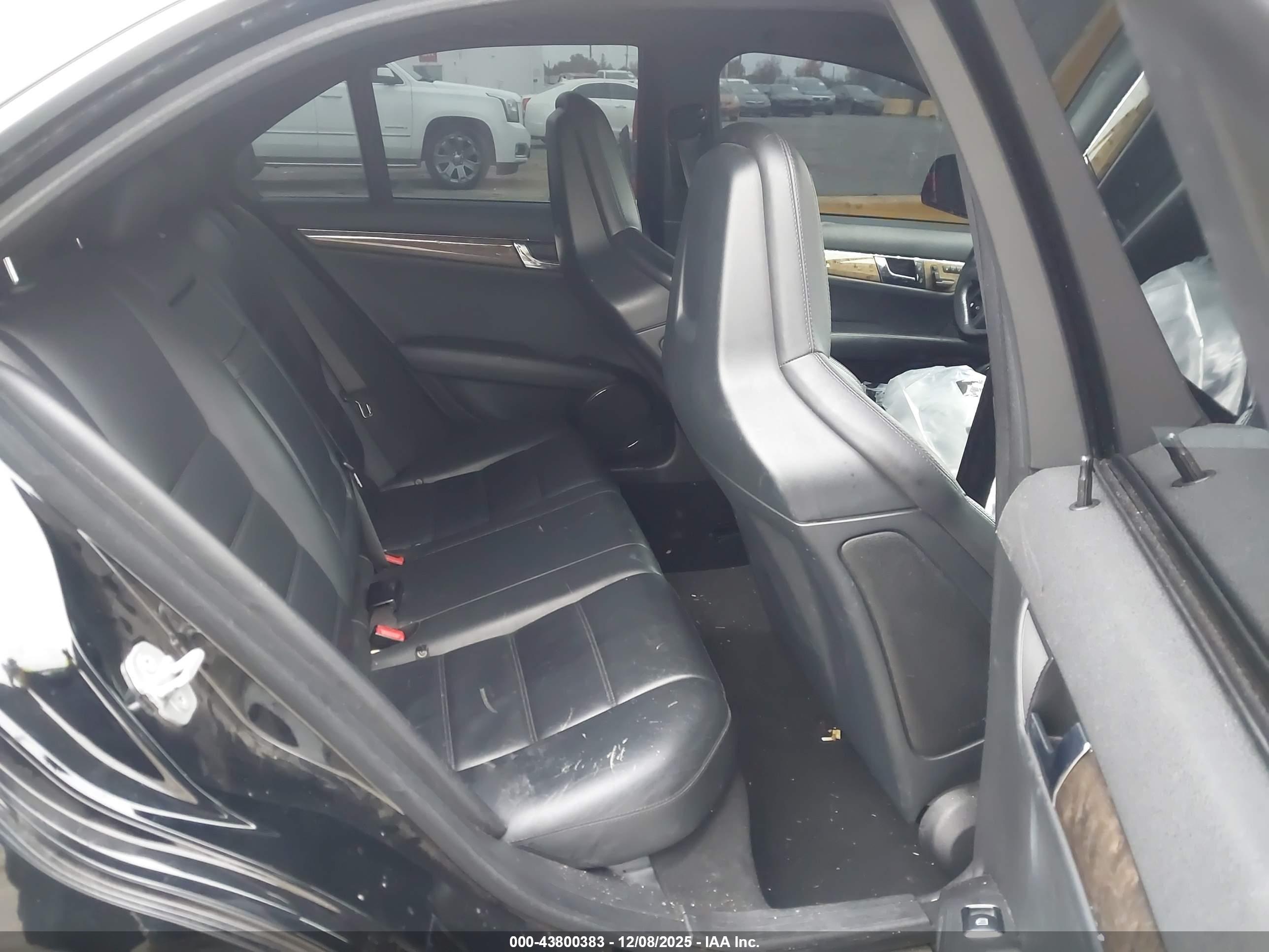 MERCEDES-BENZ C image 8