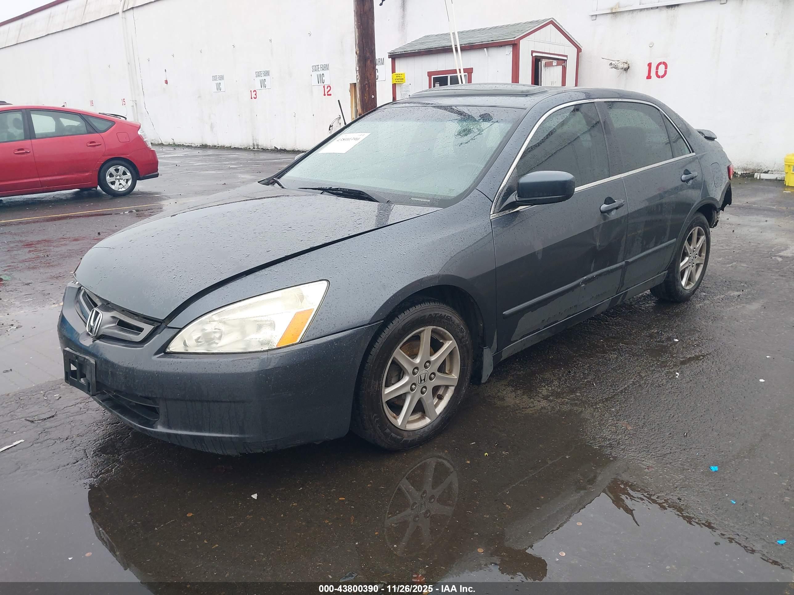 HONDA ACCORD image 2