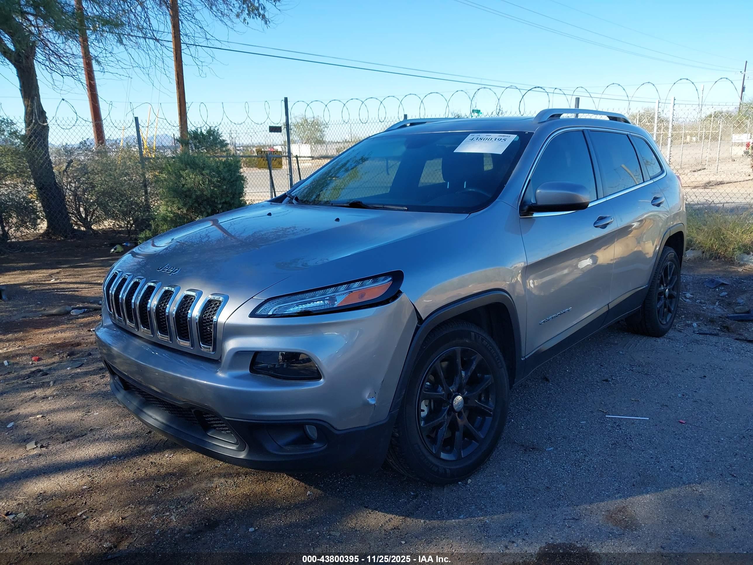 JEEP CHEROKEE image 6