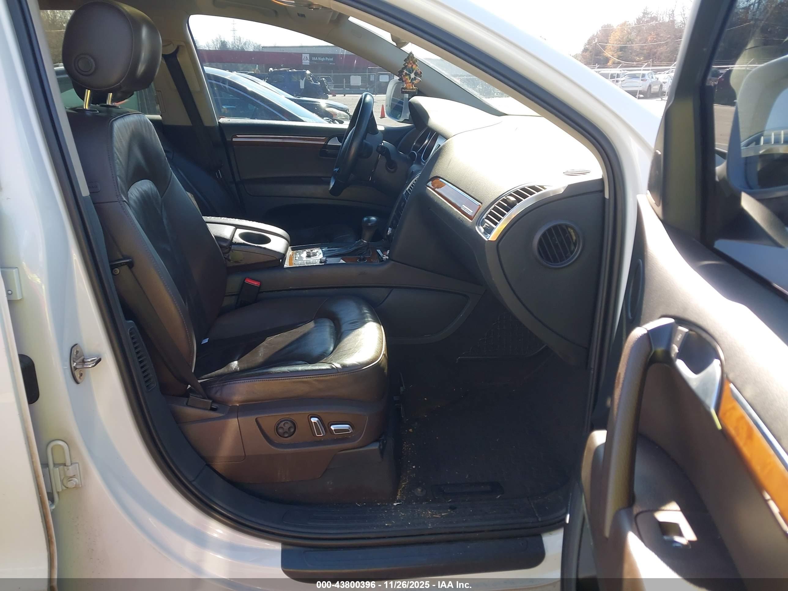 AUDI Q7 image 5