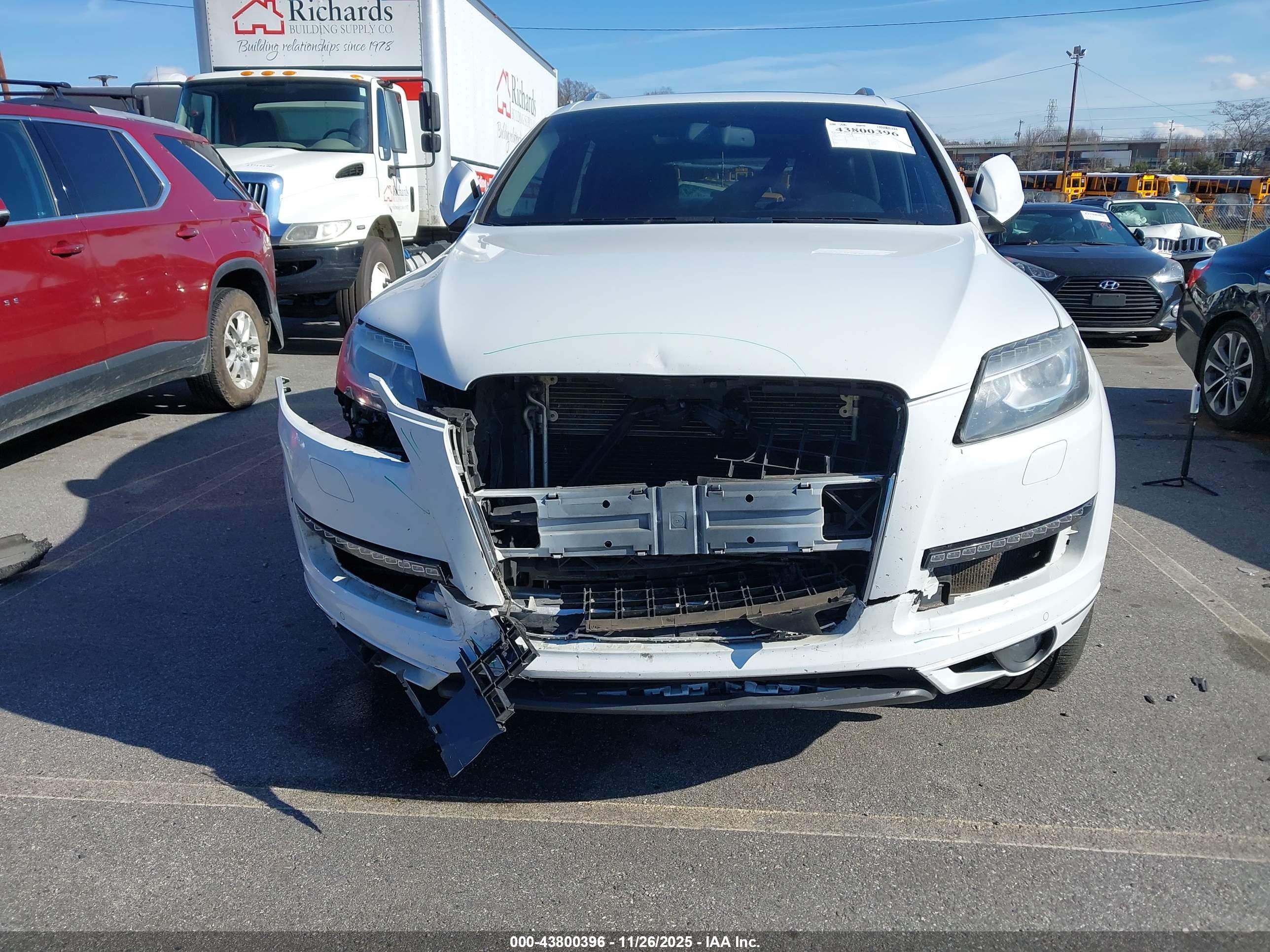 AUDI Q7 image 6