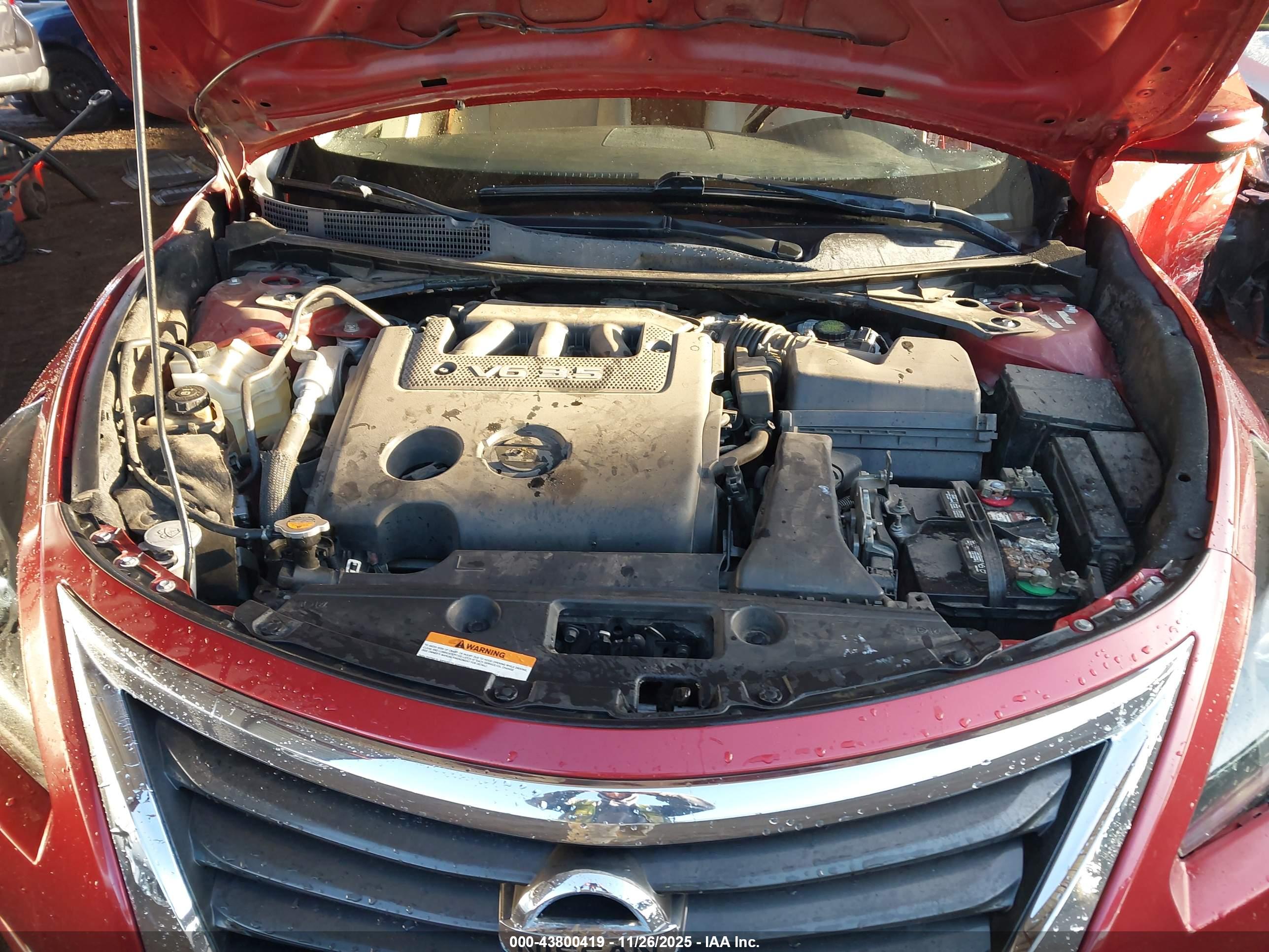 NISSAN ALTIMA image 10