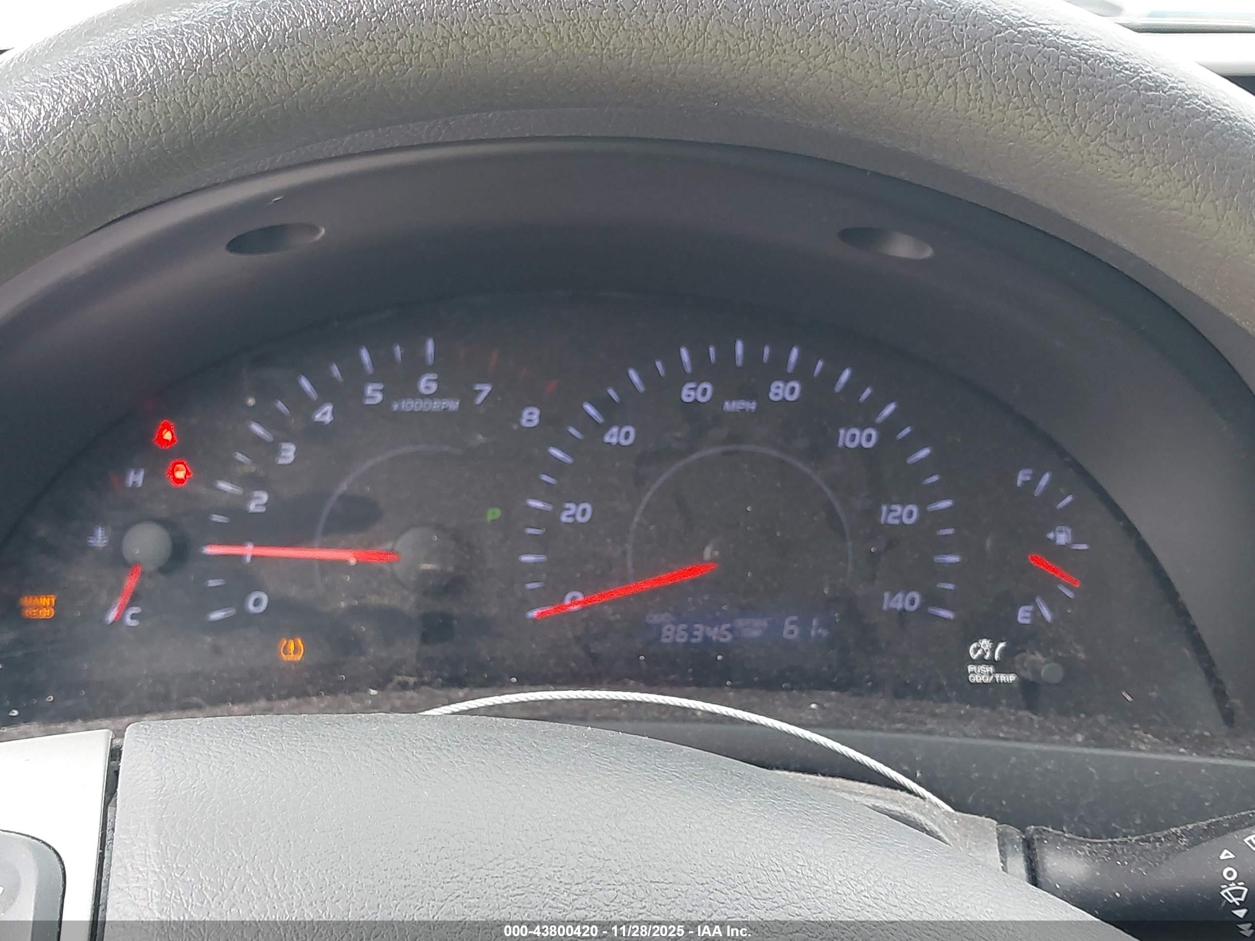 TOYOTA CAMRY image 7