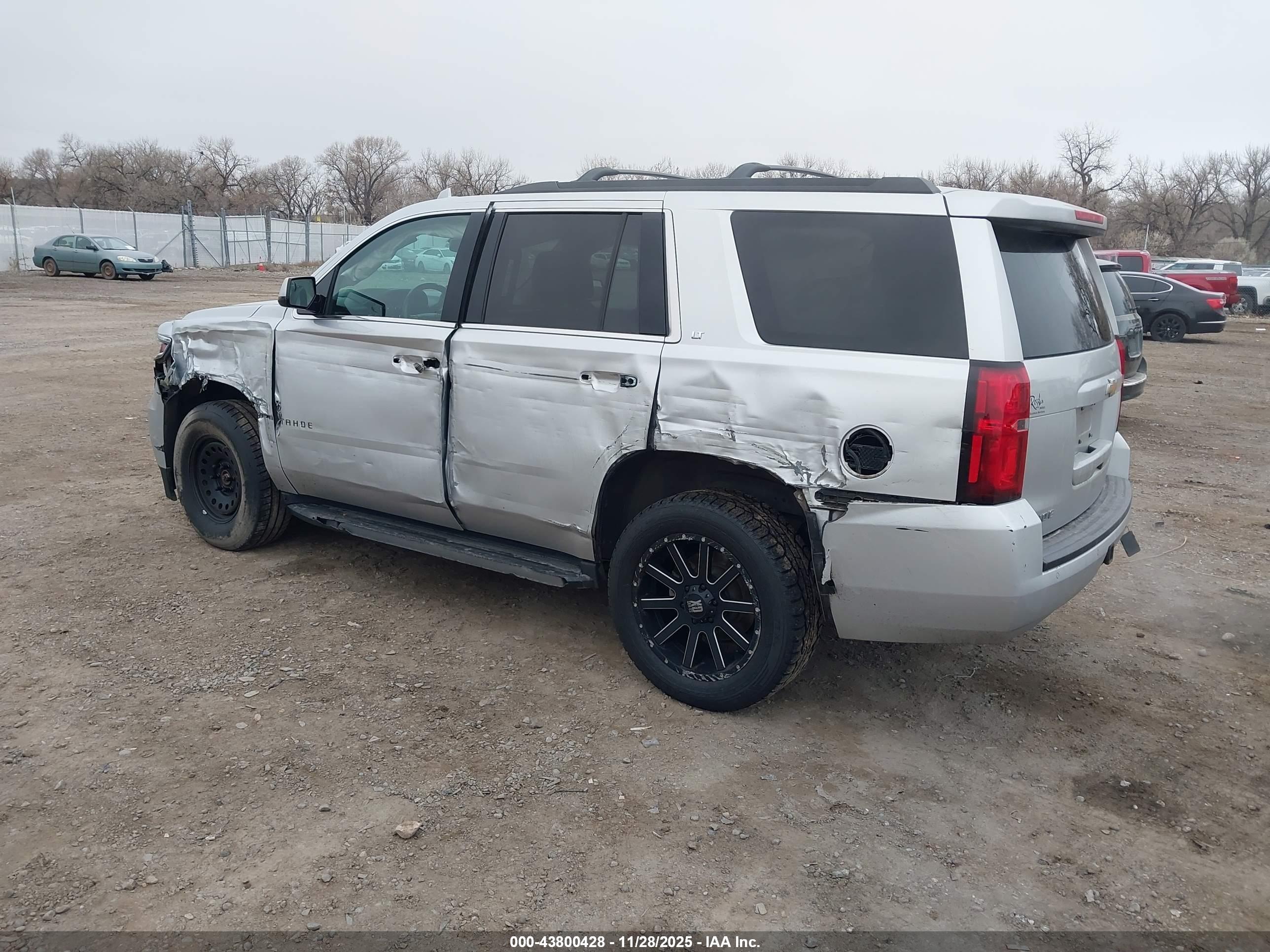 CHEVROLET TAHOE image 3