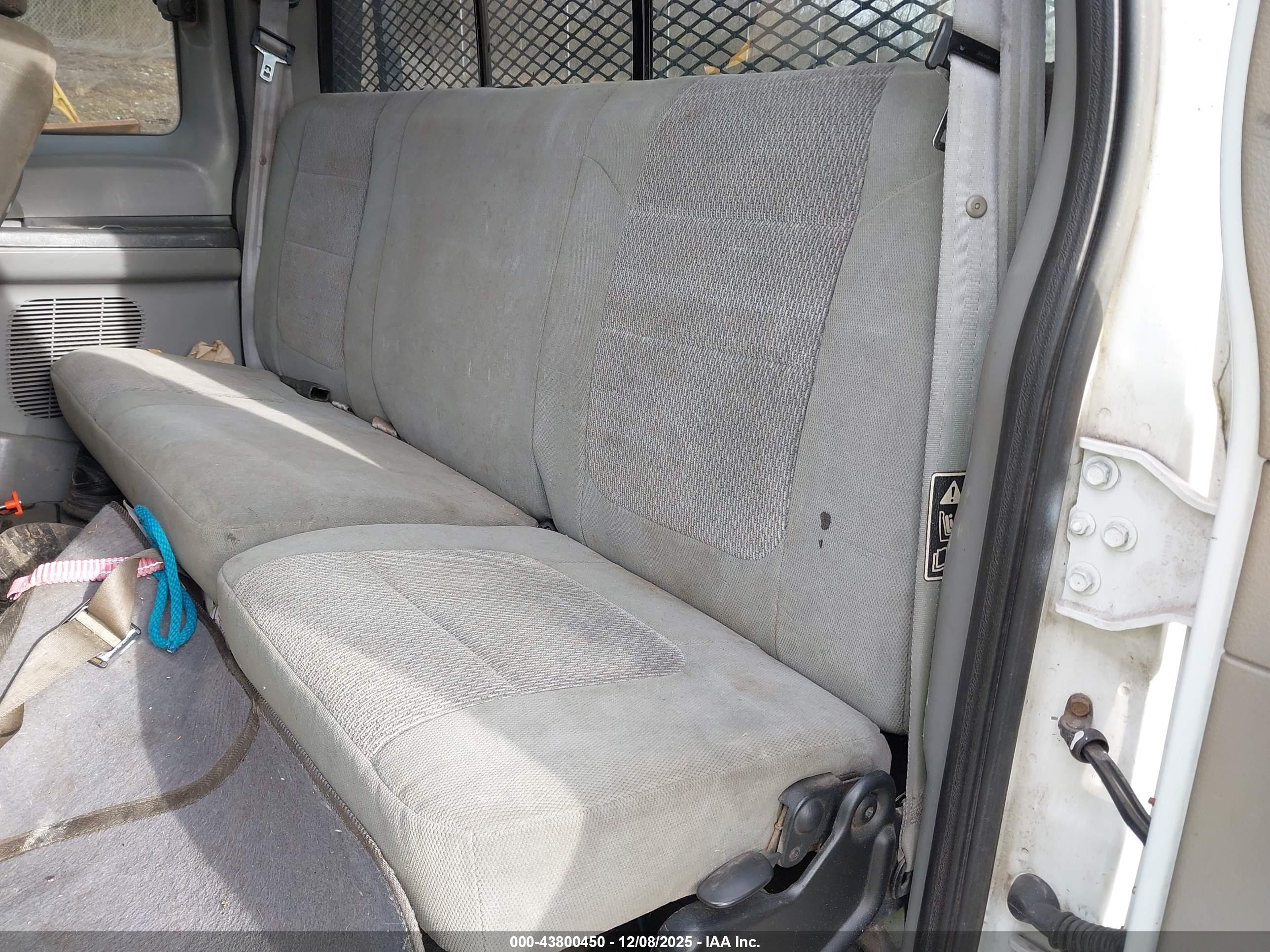 FORD F-250 image 8