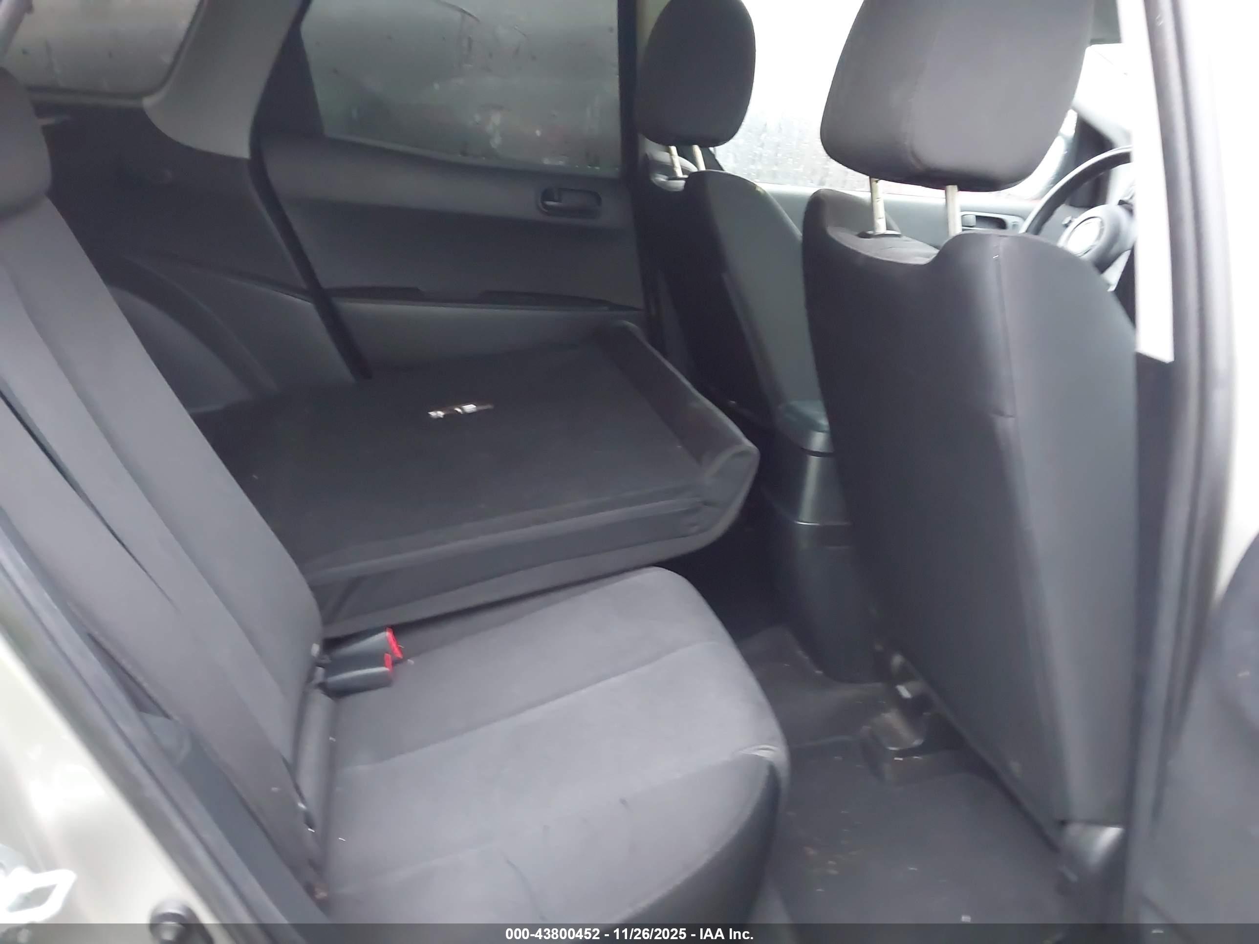 MAZDA CX-7 image 8