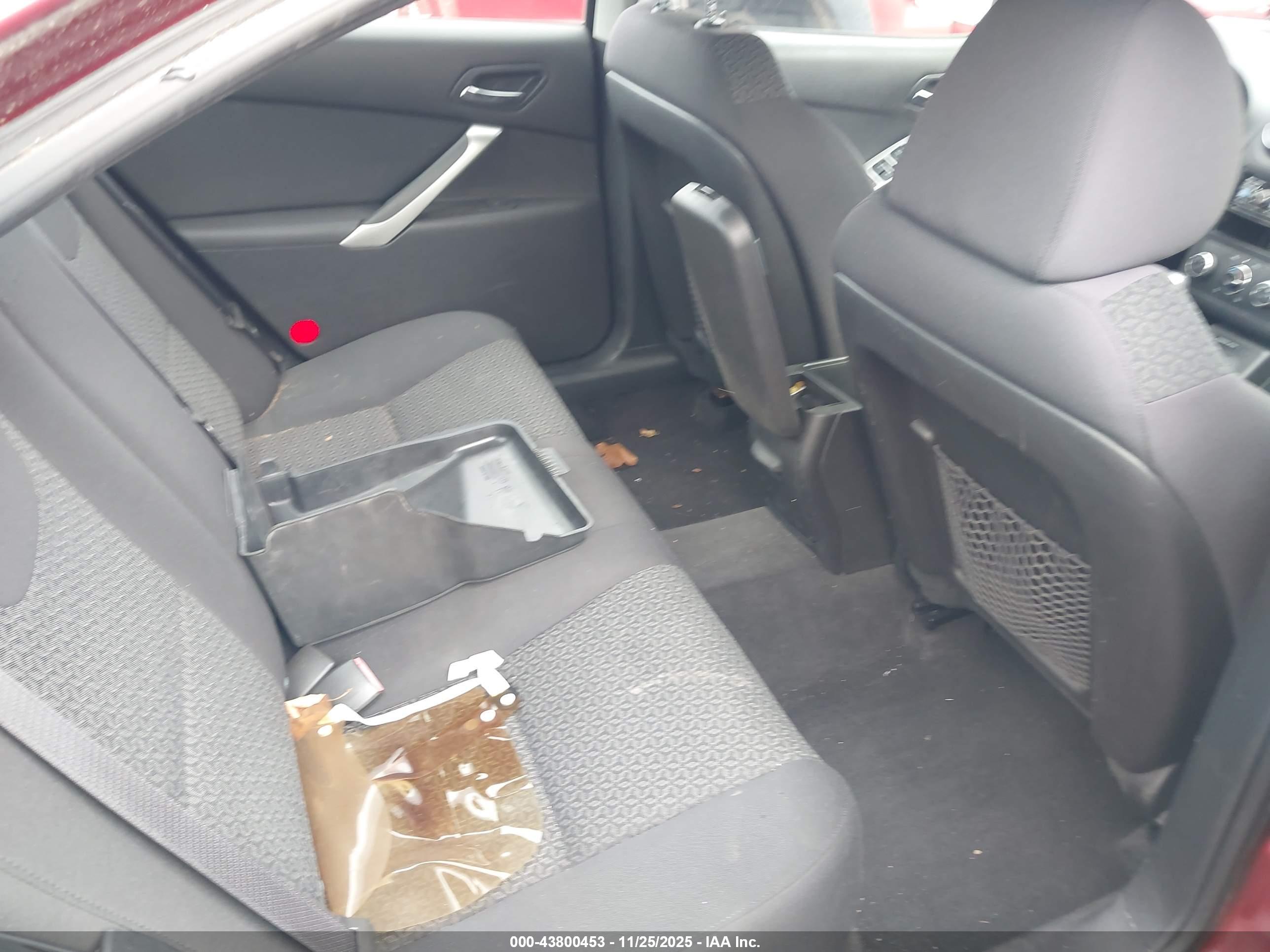 PONTIAC G6 image 8