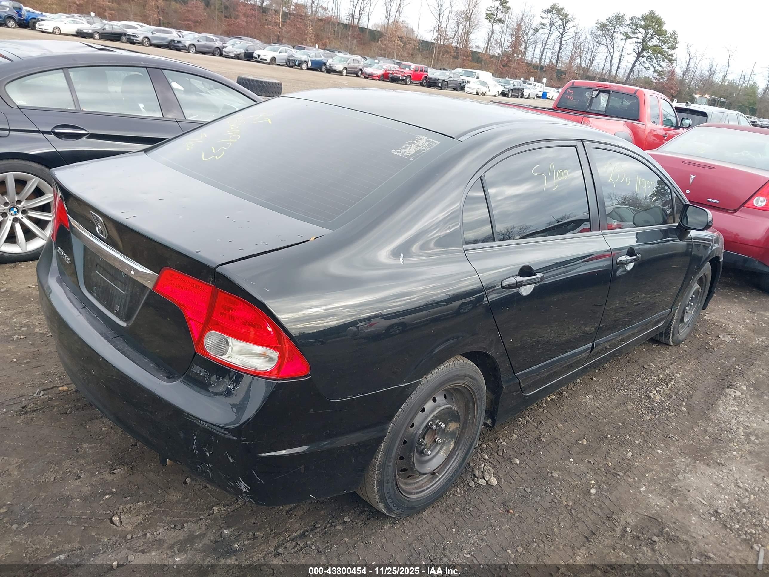 HONDA CIVIC image 4