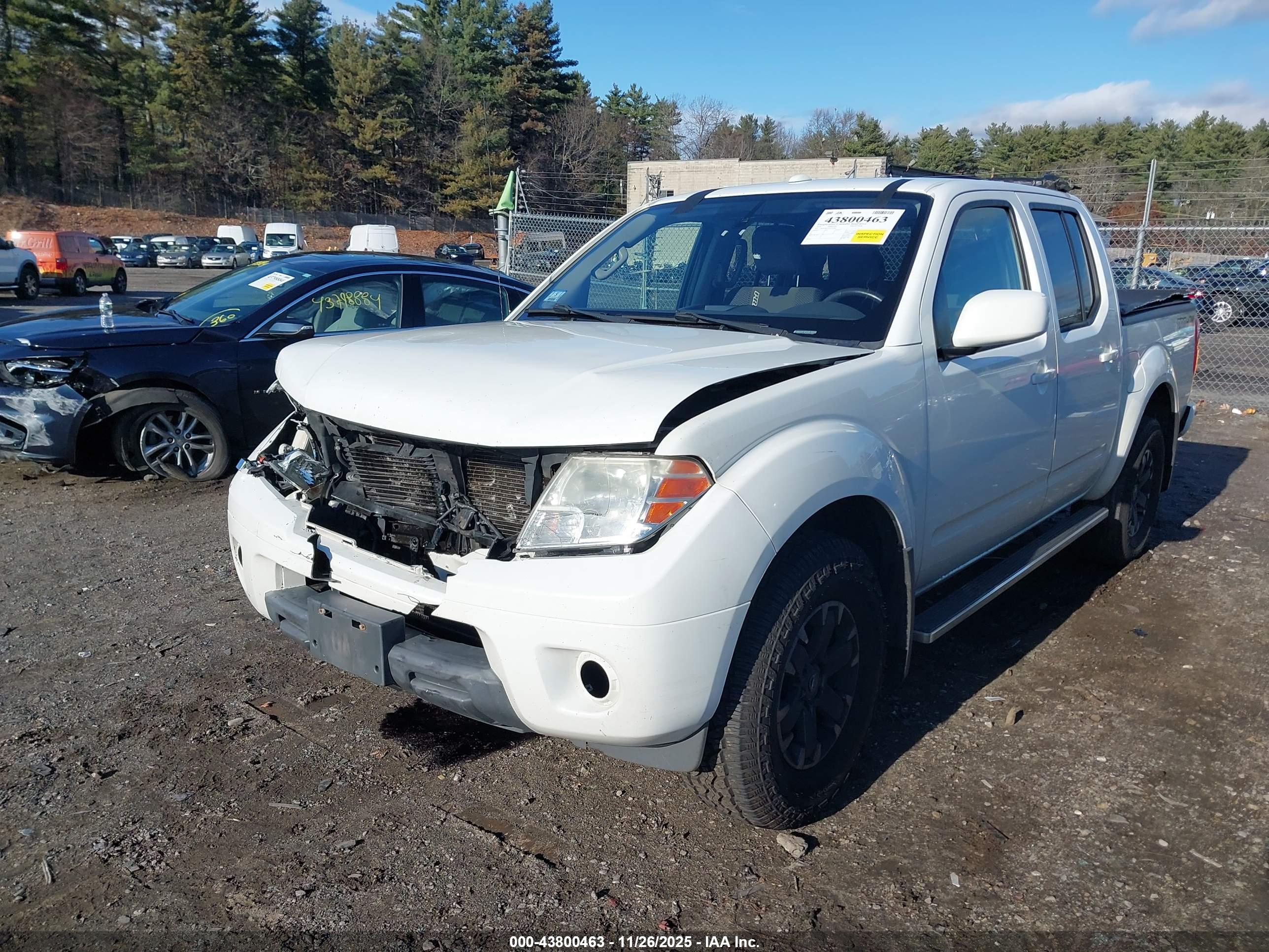 NISSAN FRONTIER image 2
