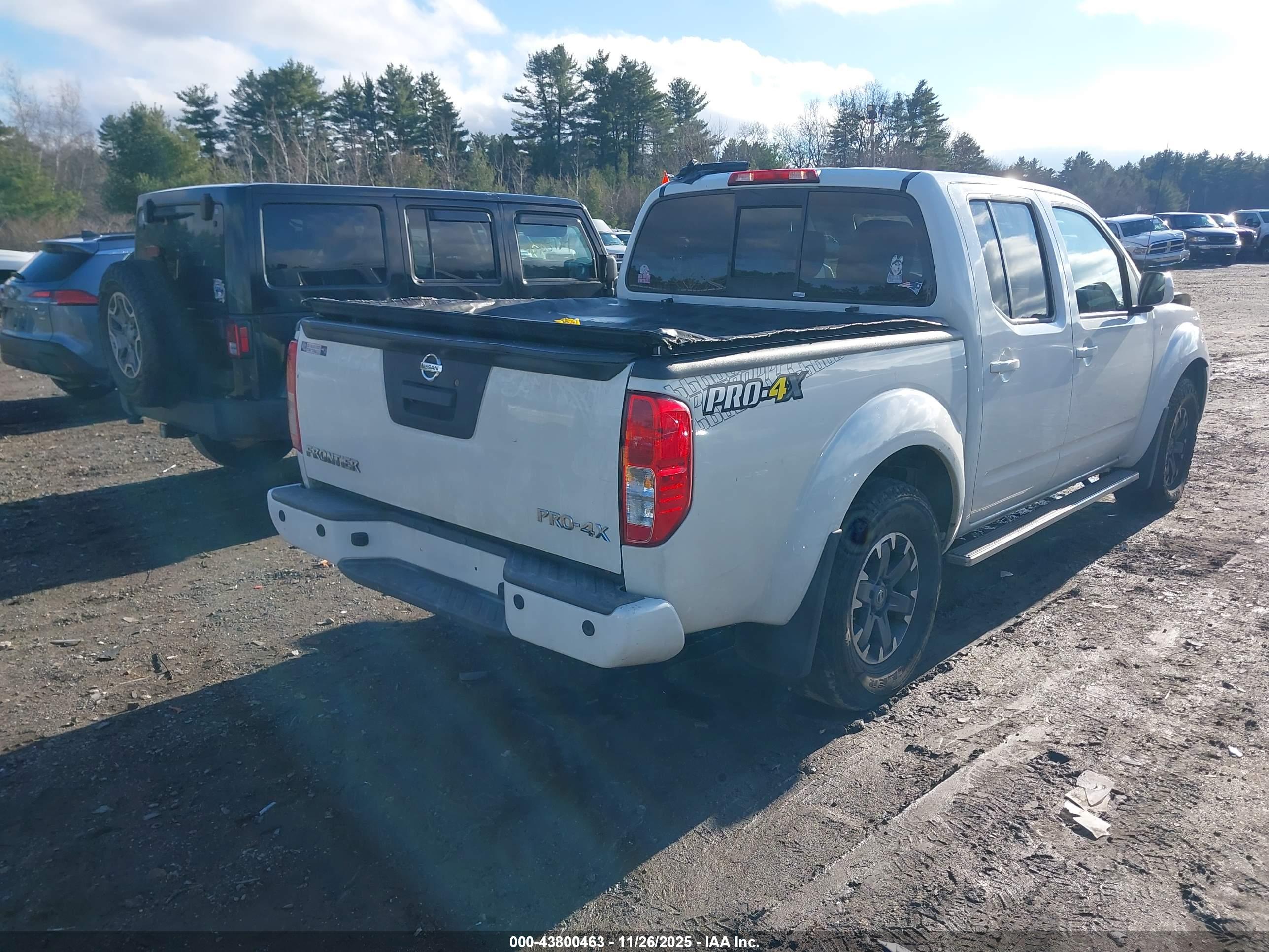 NISSAN FRONTIER image 4