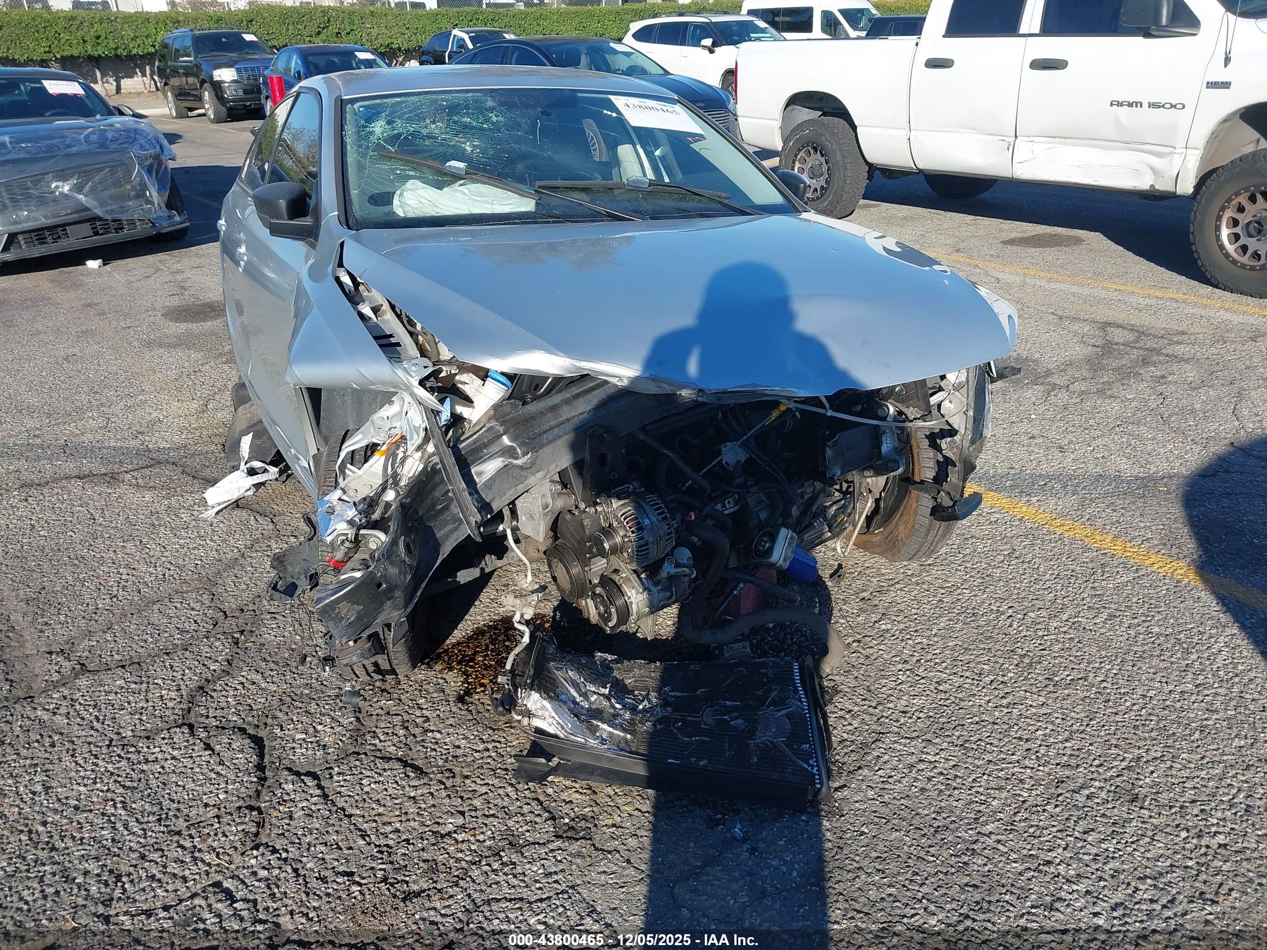 VOLKSWAGEN JETTA image 6