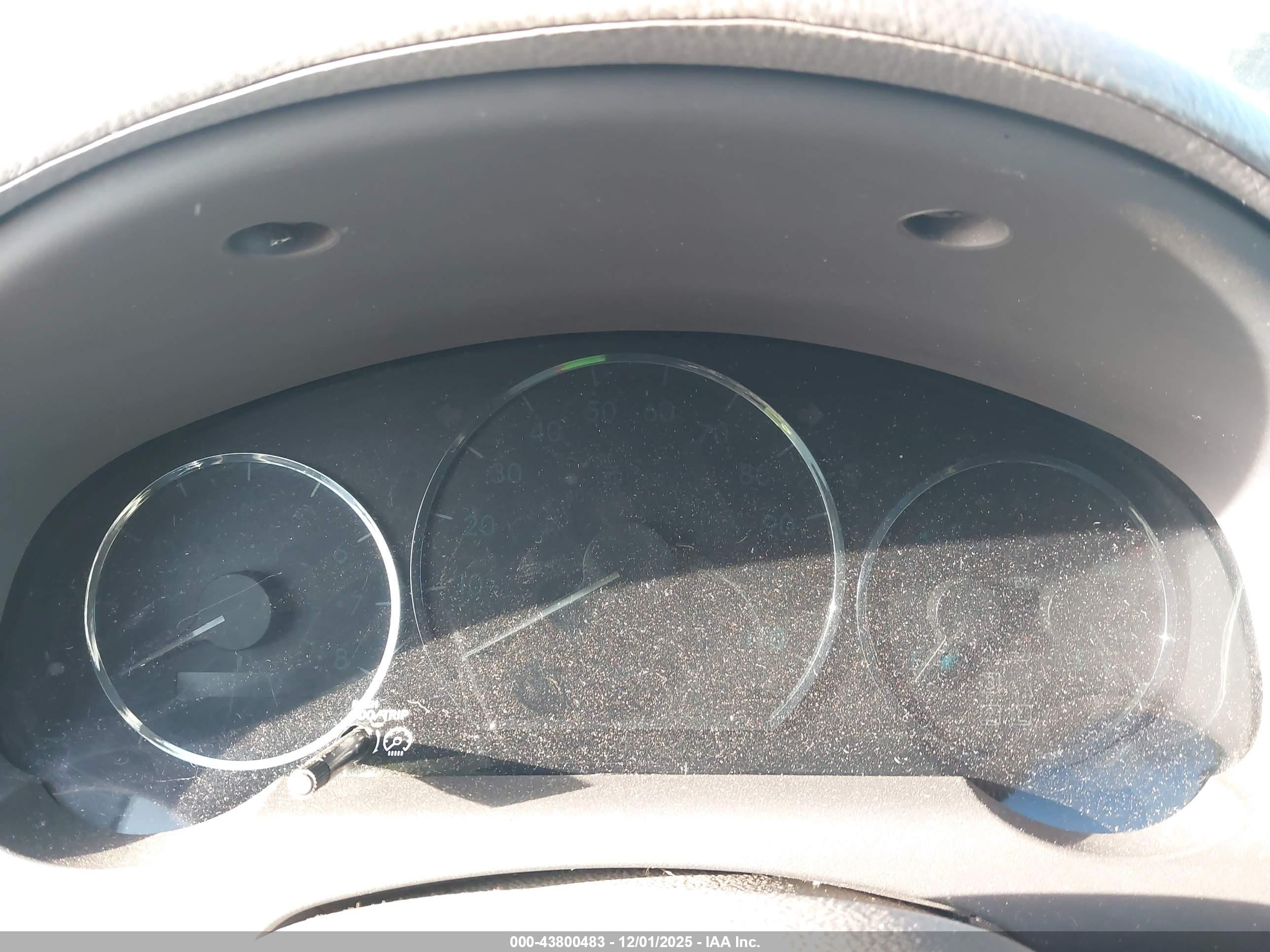 TOYOTA SIENNA image 7