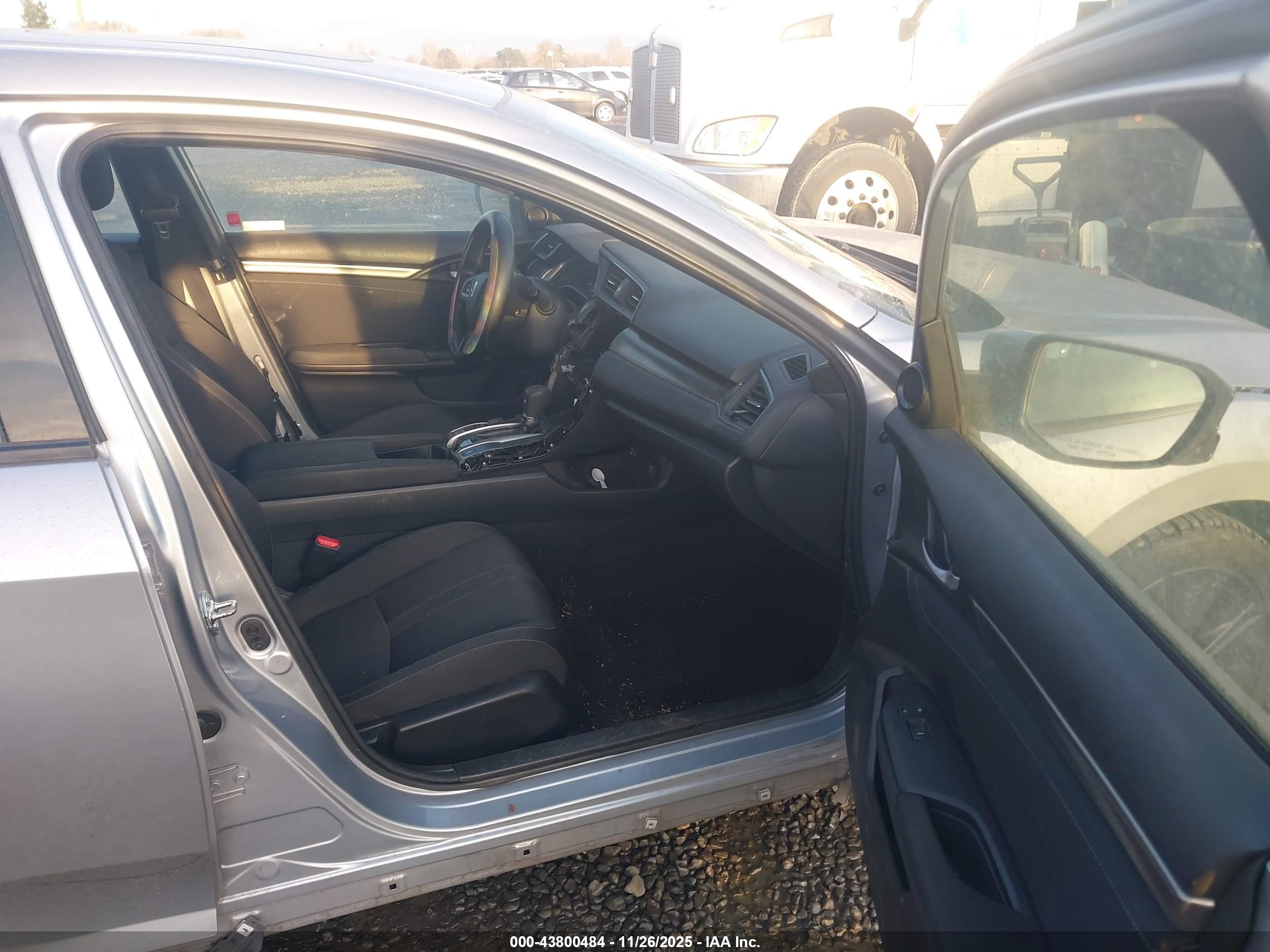 HONDA CIVIC image 5