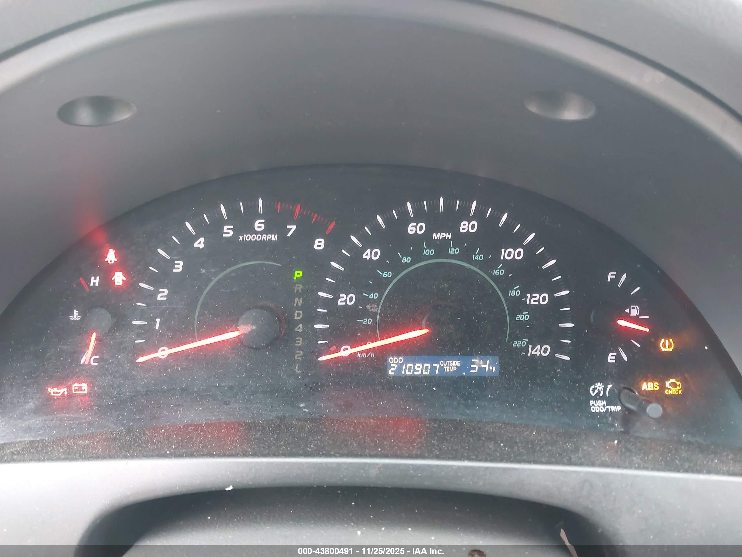 TOYOTA CAMRY image 7