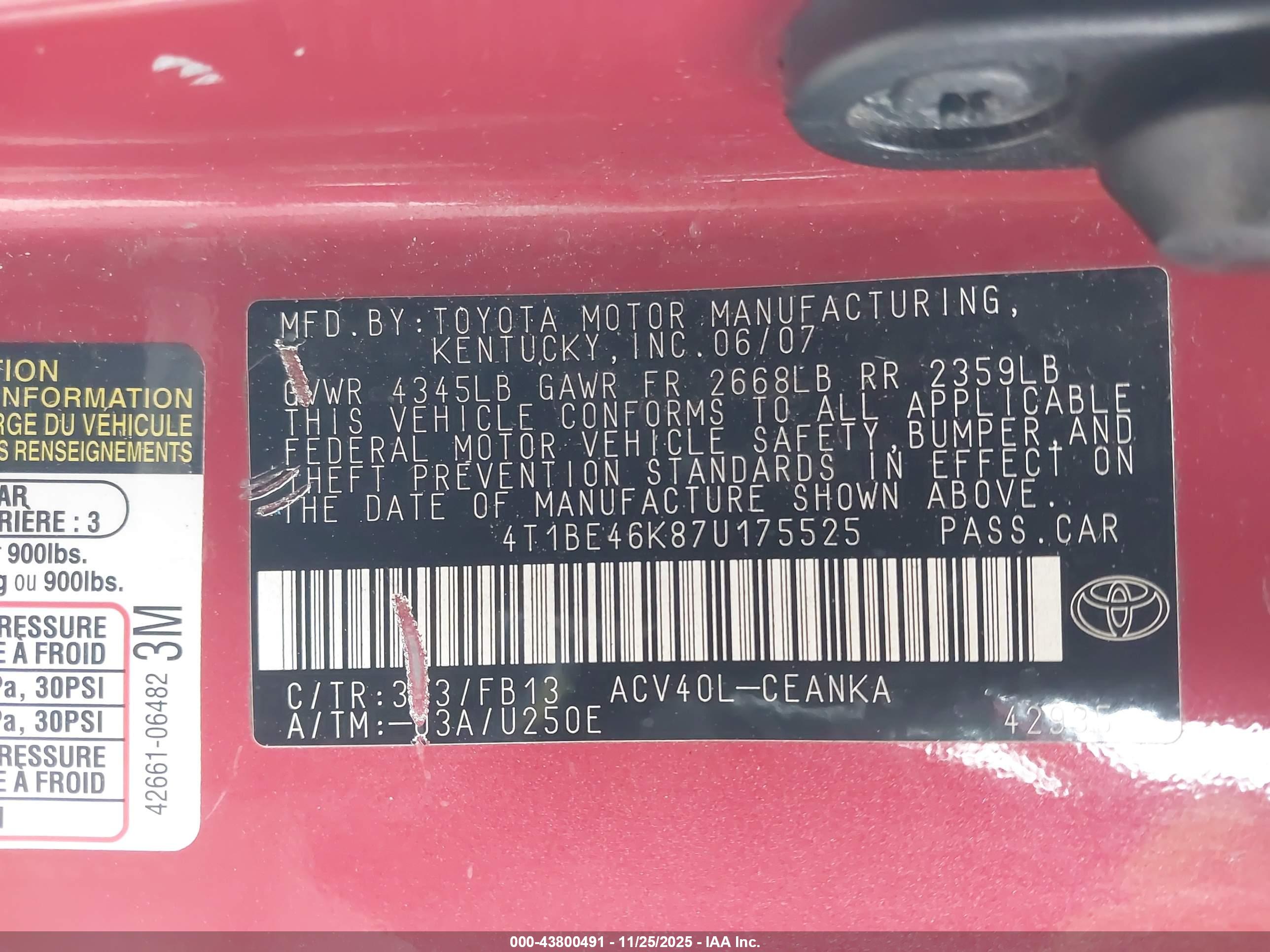 TOYOTA CAMRY image 9