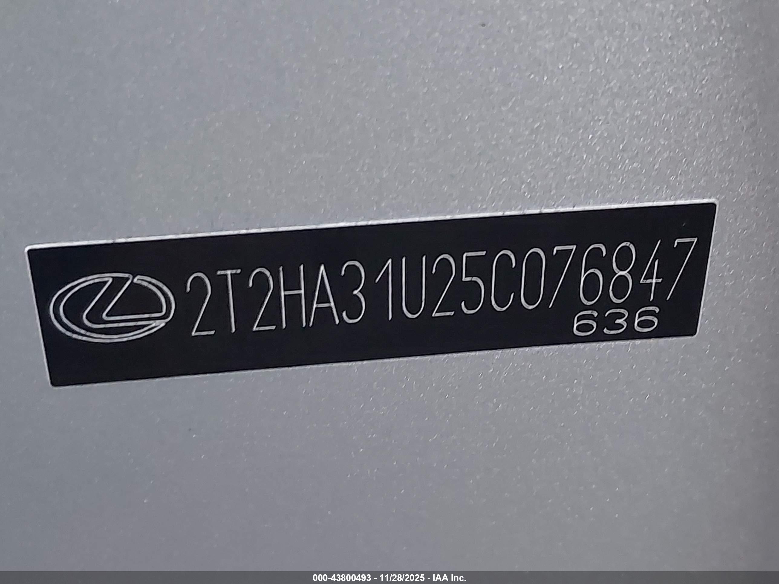 LEXUS RX image 9