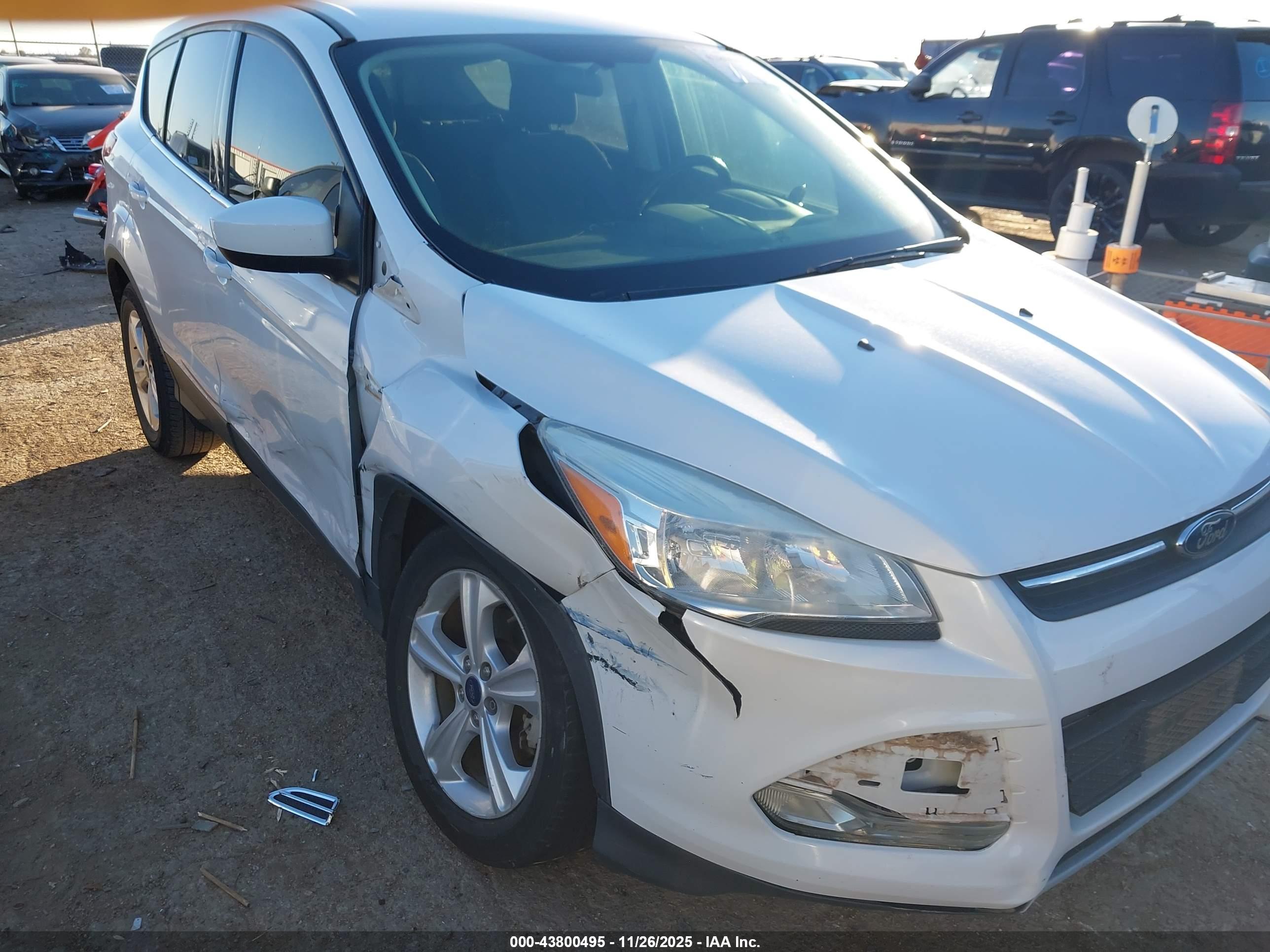 FORD ESCAPE image 6