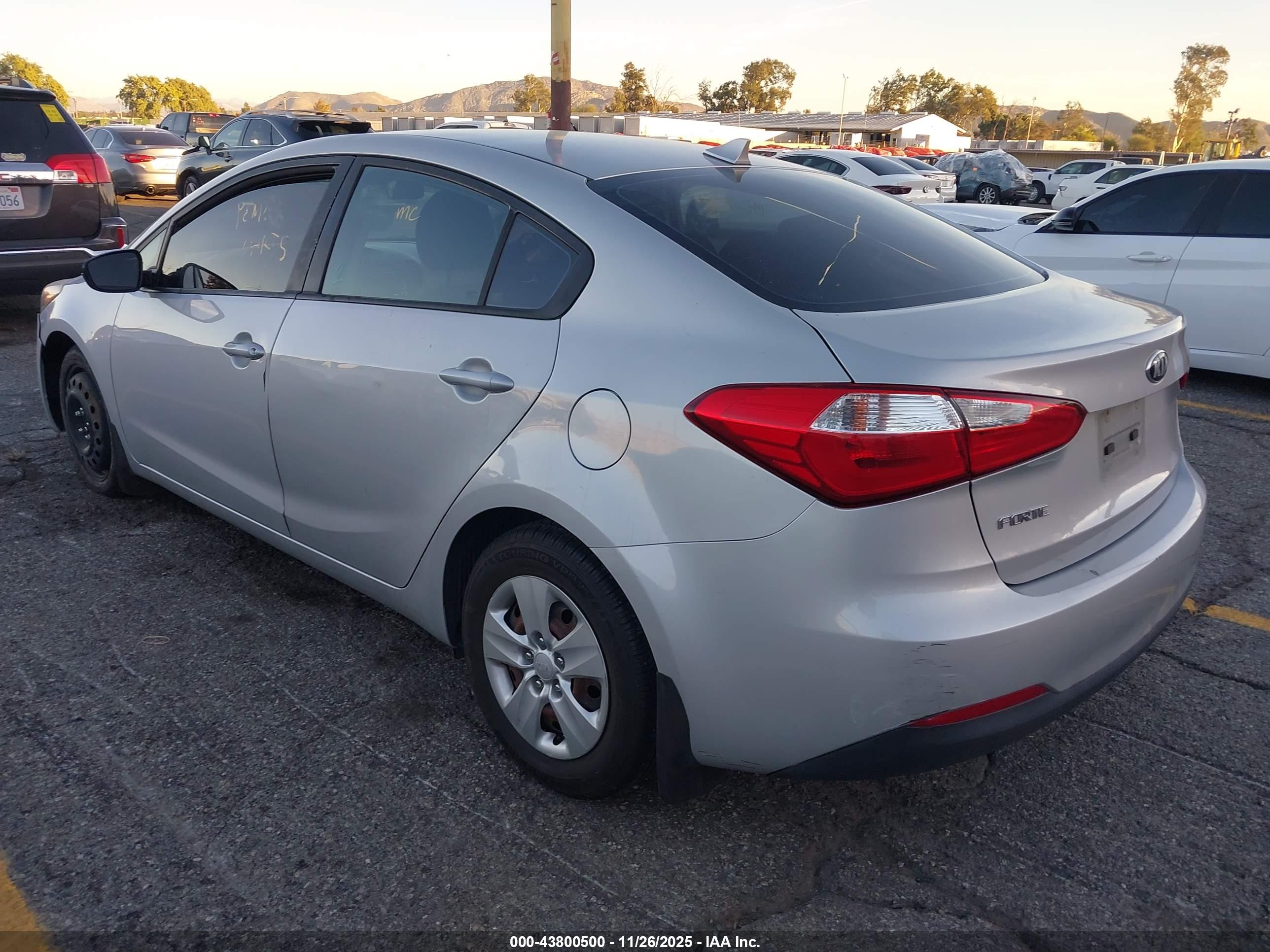KIA FORTE image 3