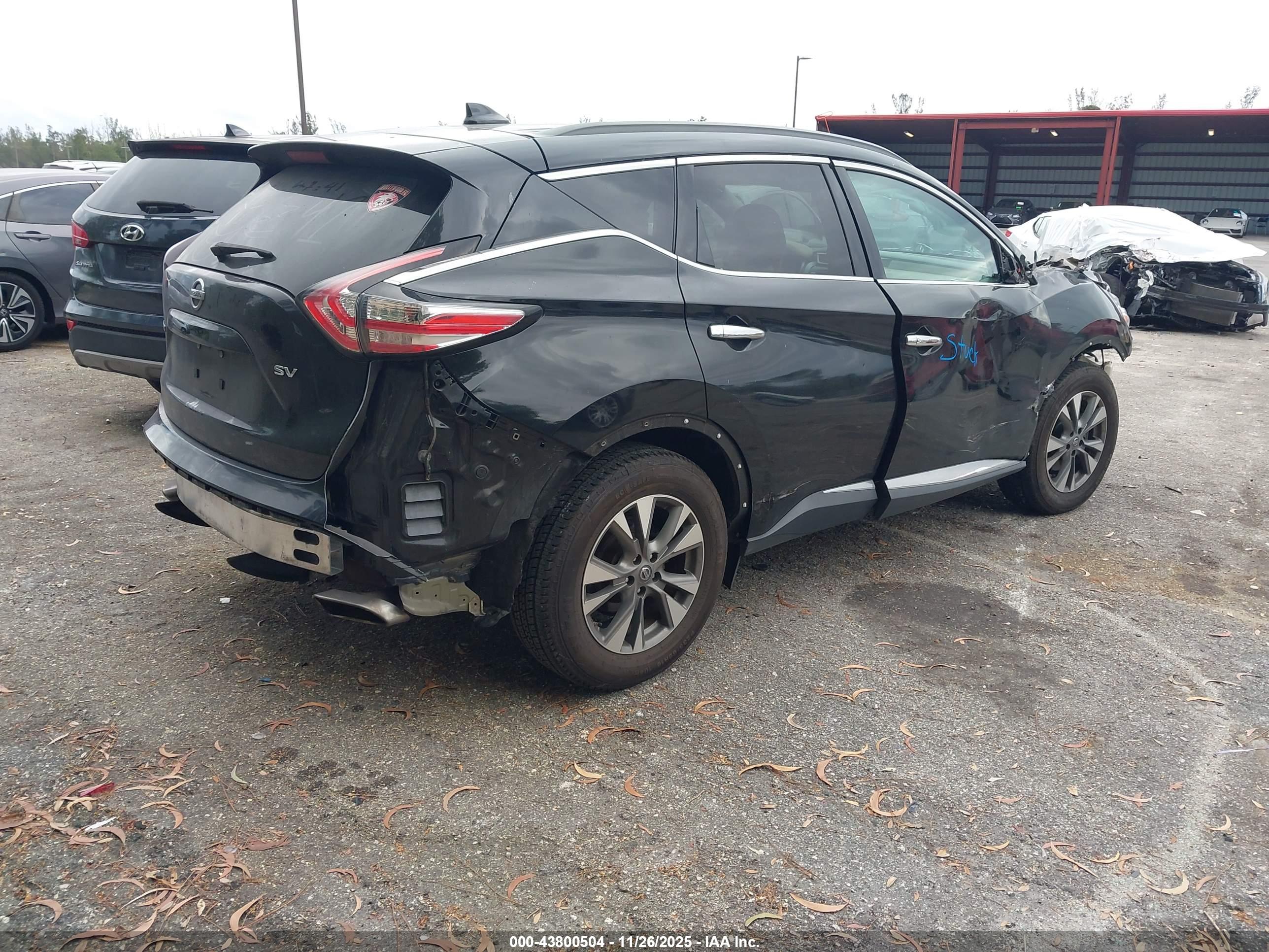 NISSAN MURANO image 4