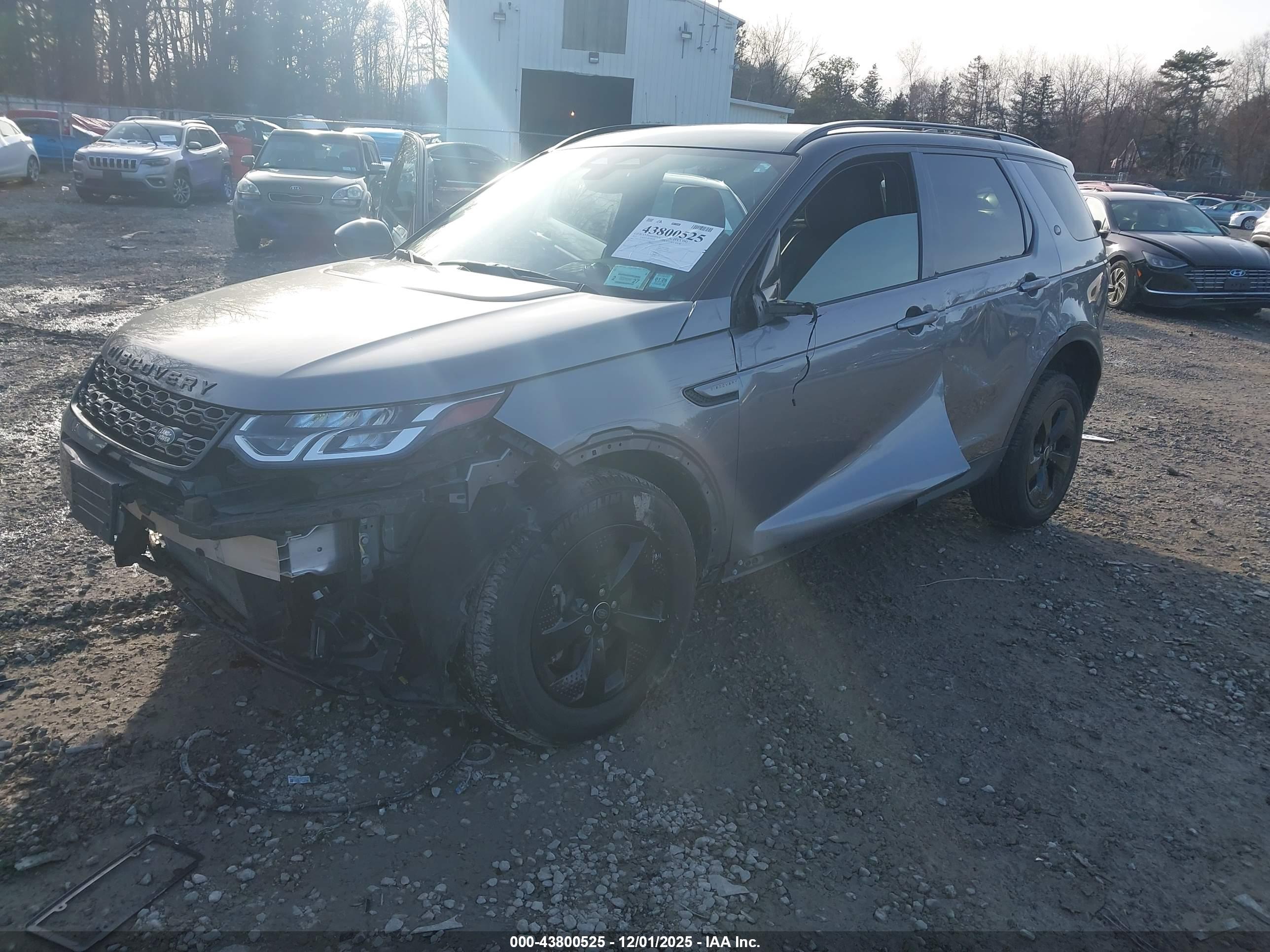 LAND ROVER image 2
