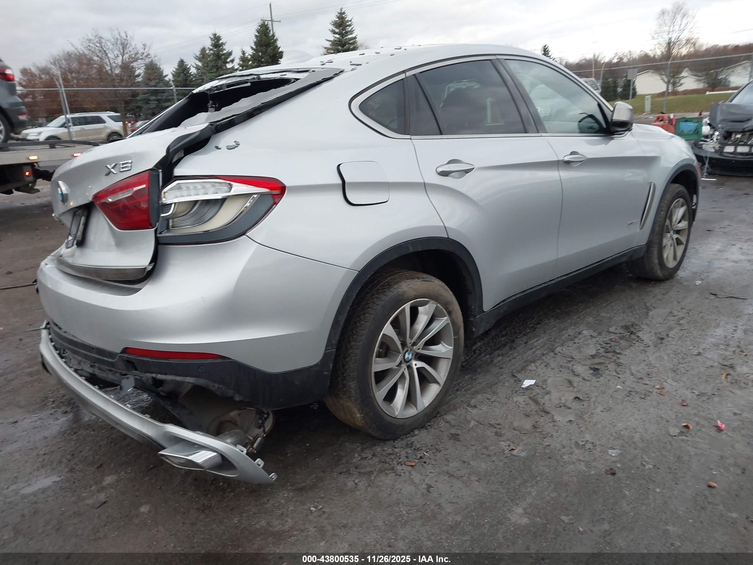 BMW X6 image 4
