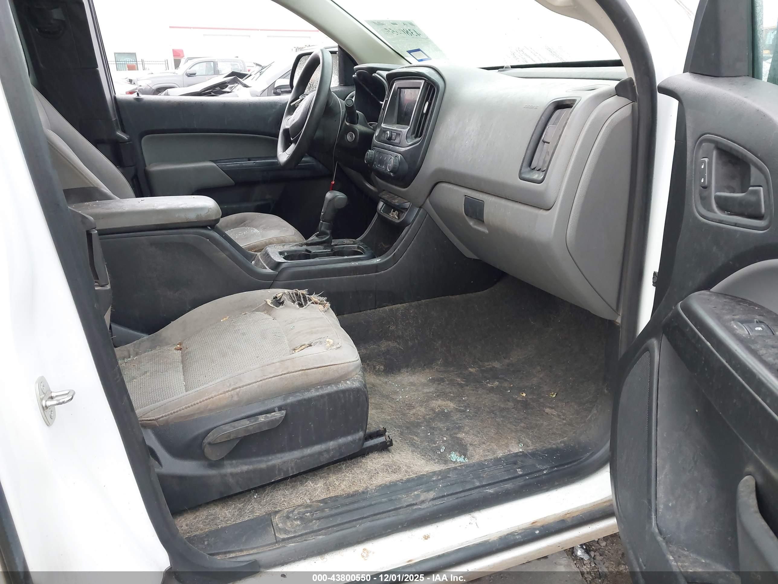 GMC CANYON image 5