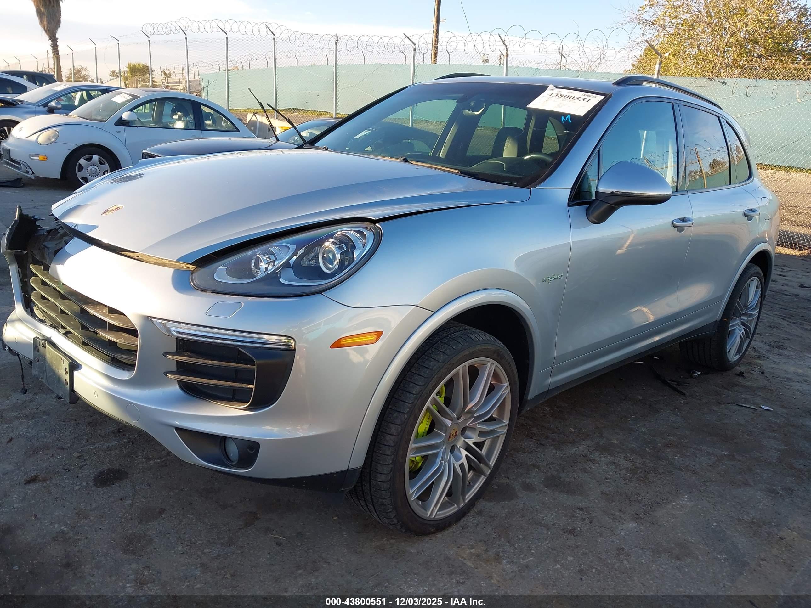 PORSCHE CAYENNE image 2