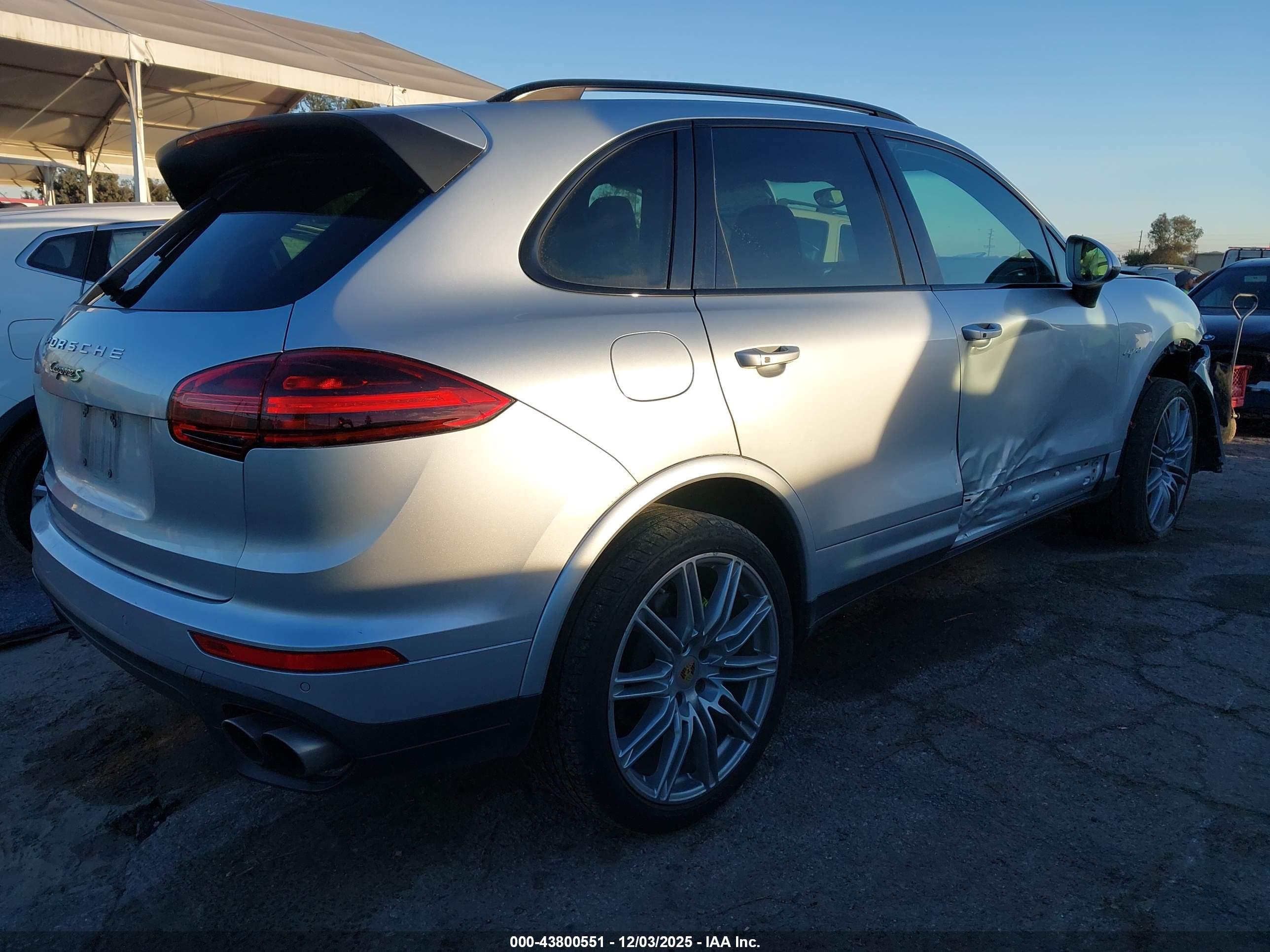 PORSCHE CAYENNE image 4