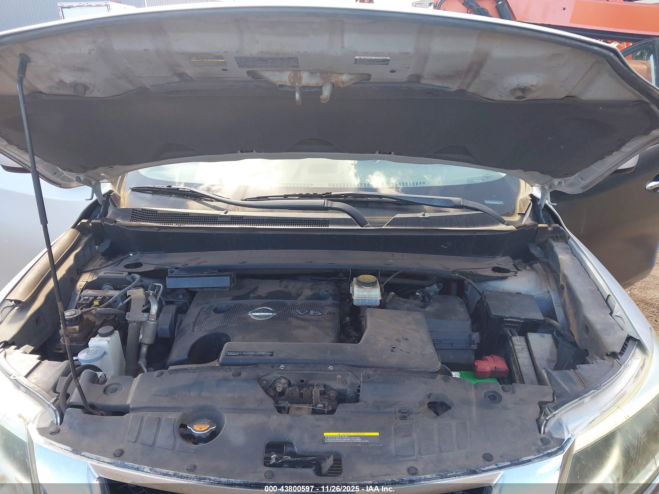 NISSAN PATHFINDER image 10