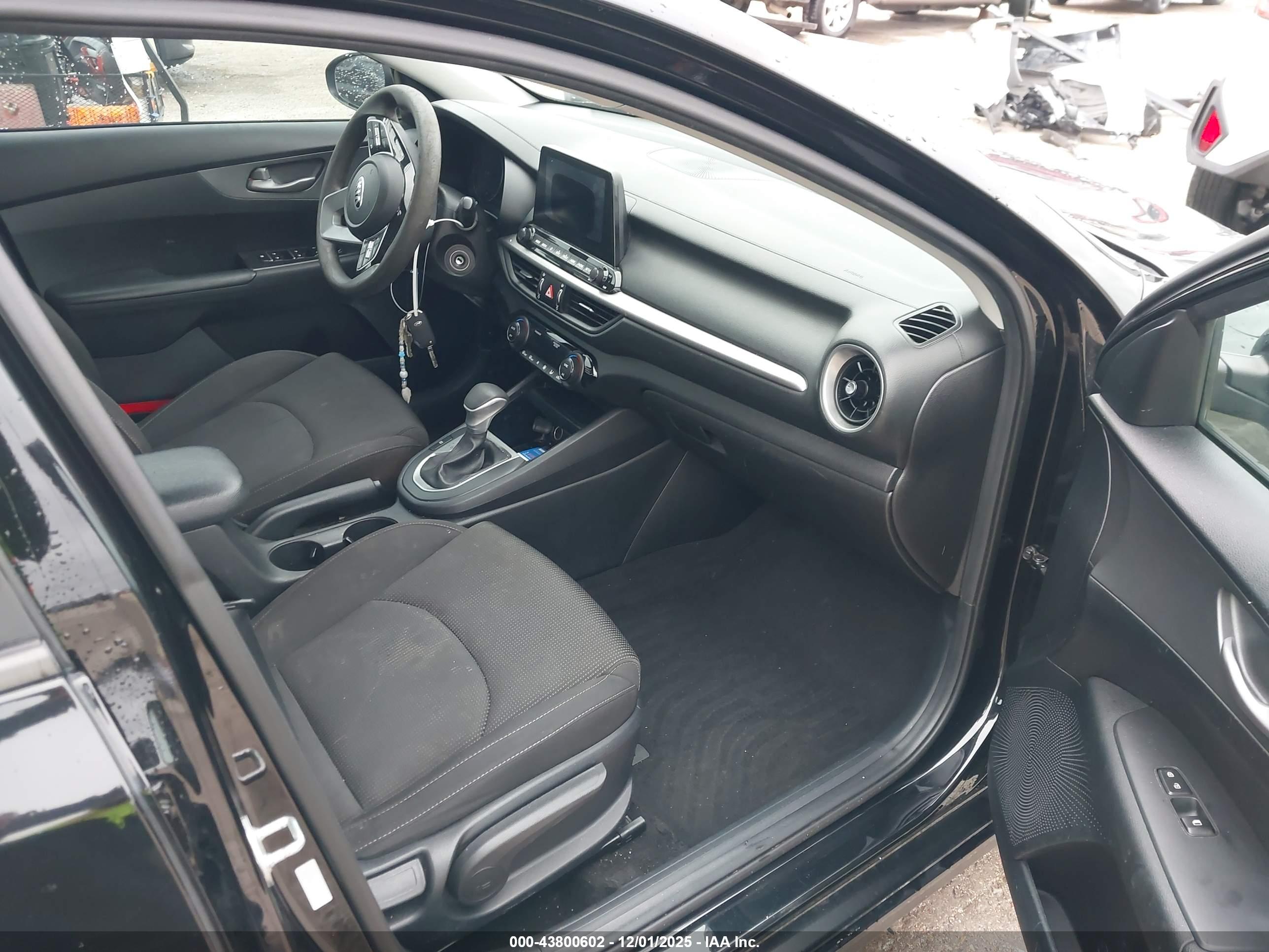 KIA FORTE image 5