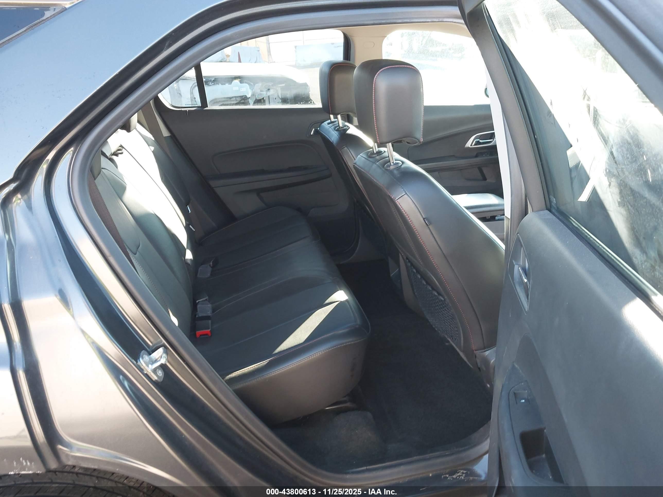 CHEVROLET EQUINOX image 8